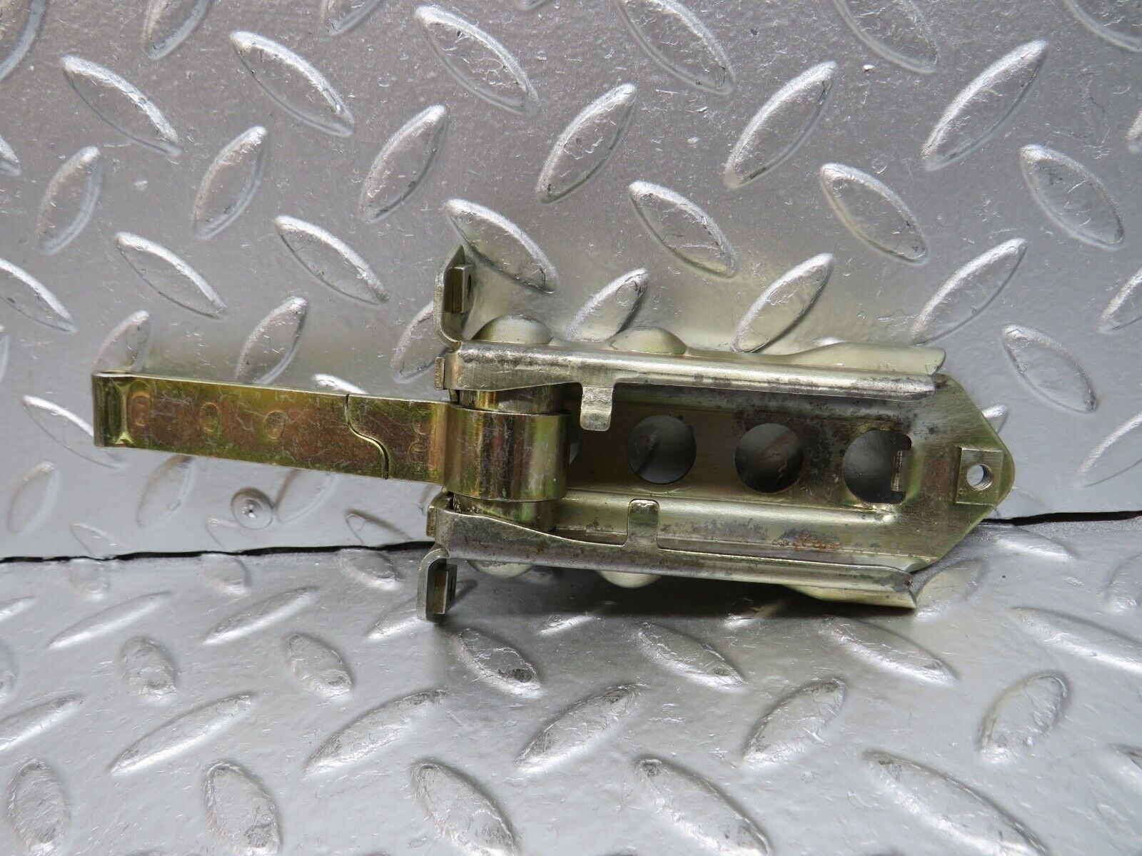 32438 Mercedes-Benz S124 300TE Wagon Door Safety Check Strap