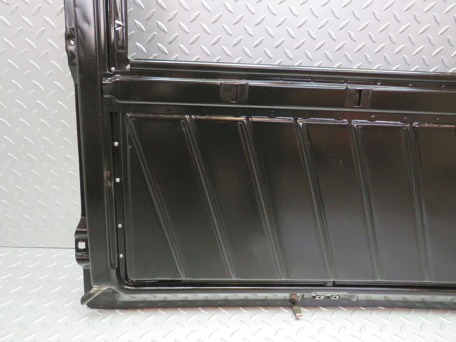 28908 Mercedes-Benz C124 320CE Coupe Power Sunroof Frame