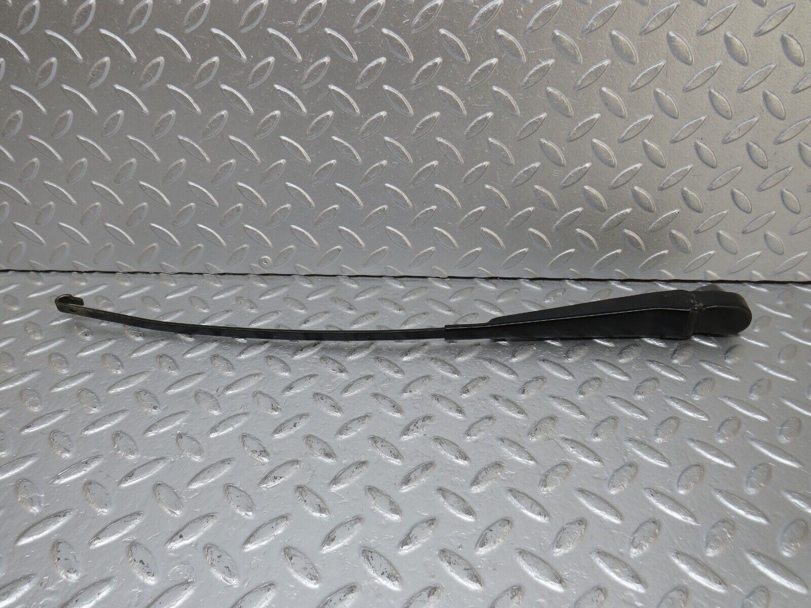 34523 Mercedes-Benz C126 380SEC Coupe Windscreen Wiper Arm Bosch Right Side