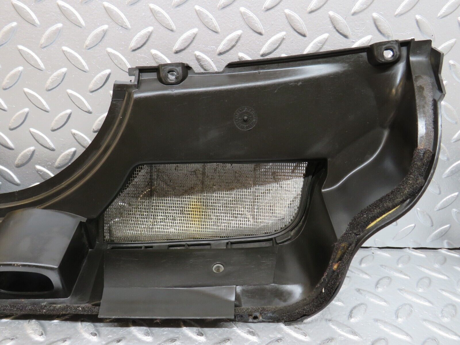 29613 Mercedes-Benz W124 230E Water Drain 1246202667 1246200978 1246200778