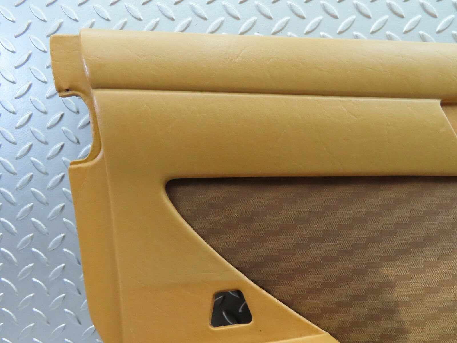 6056 Mercedes-Benz W126 380SE Front Left Door Card Palomino 1267270170