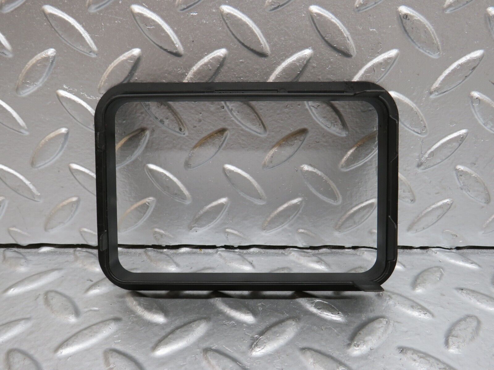 29448 Mercedes-Benz W124 230E Gear Selector Surround 1242670088