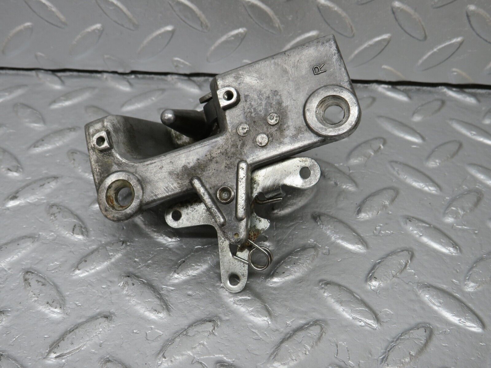 40282 Mercedes-Benz W110 230 Rear Right Door Lock Mechanism