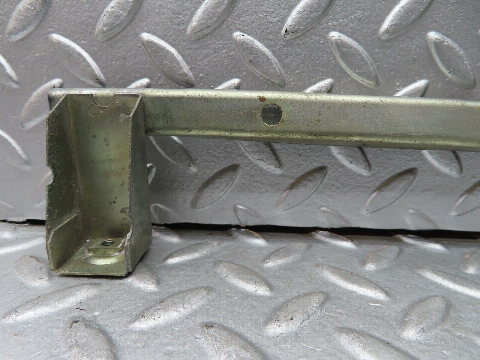 21483 Mercedes-Benz W126 300SE Rear Left Window Channel