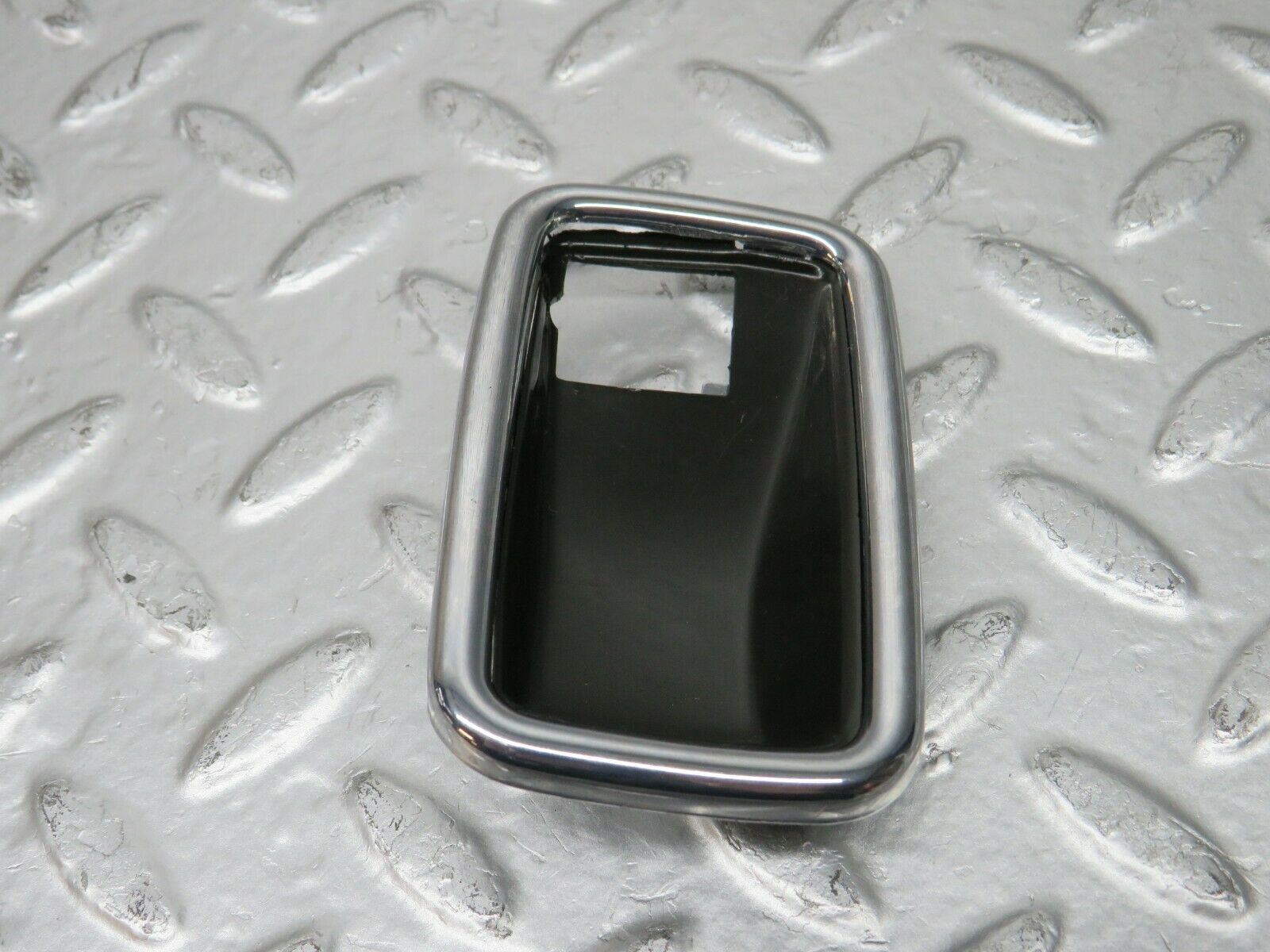 24479 Mercedes-Benz W108 Chrome Frame For Door Opener Left 1087660511