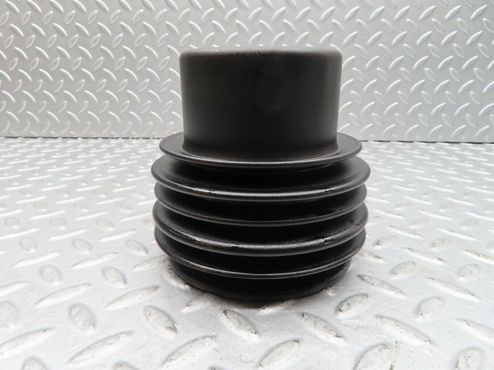 12527 Mercedes-Benz W108 280SE 3.5 Crankshaft Pulley