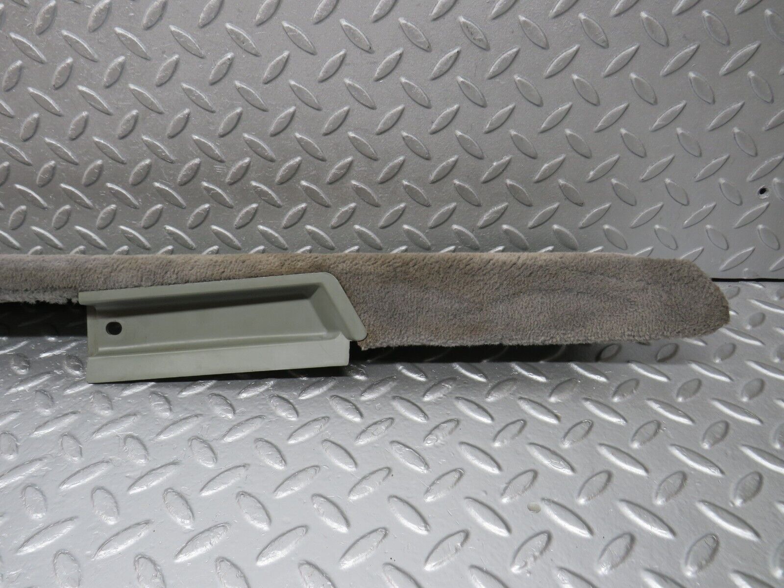 39366 Mercedes-Benz R129 320SL Coupe Left Door Sill Cover Grey 1296800135