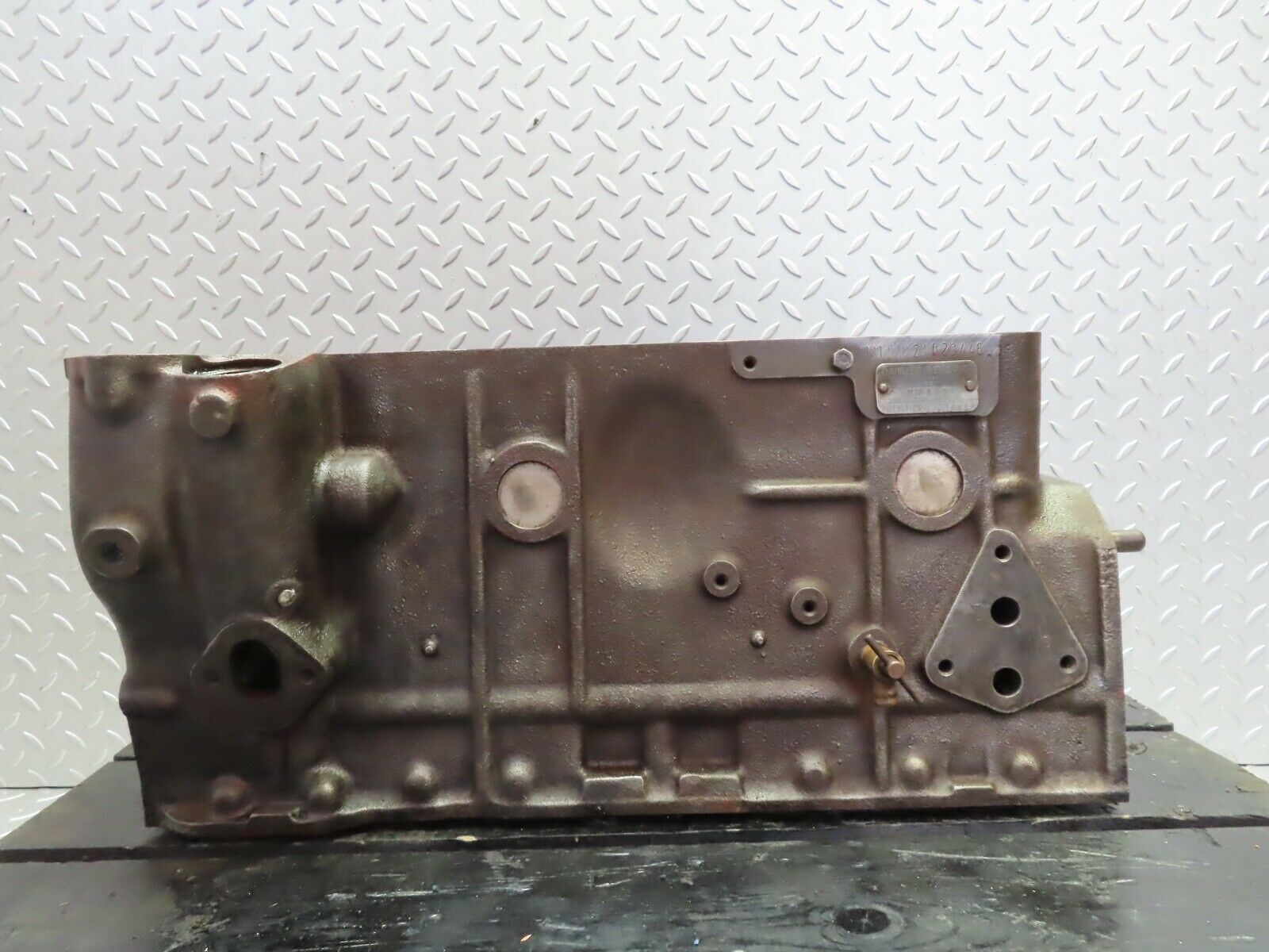 19292 Mercedes-Benz W120 W121 Engine Block 1210111101 M121.920