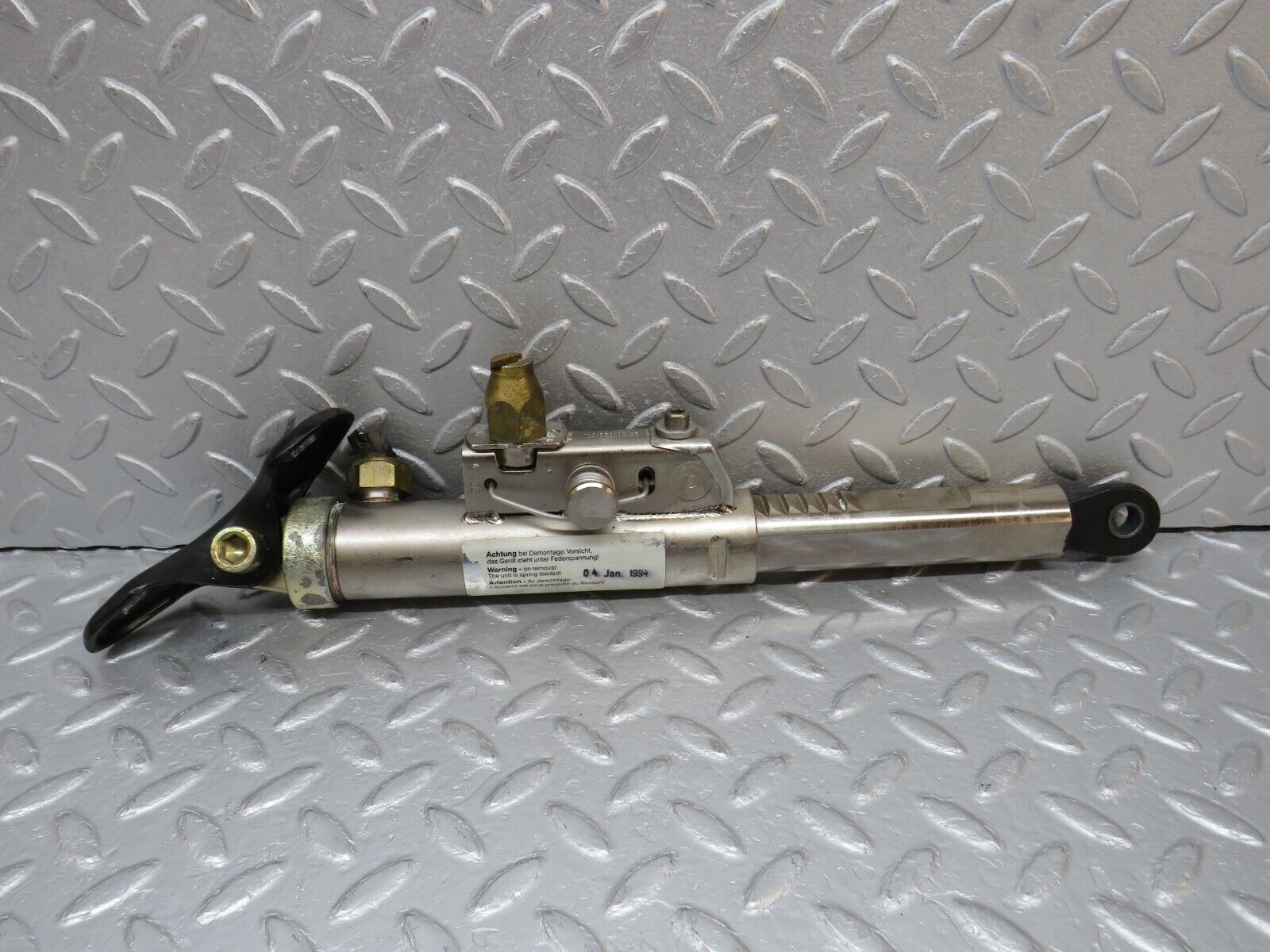 38500 Mercedes-Benz R129 280SL Coupe Roll Bar Hydraulic Cylinder Left 1298600335