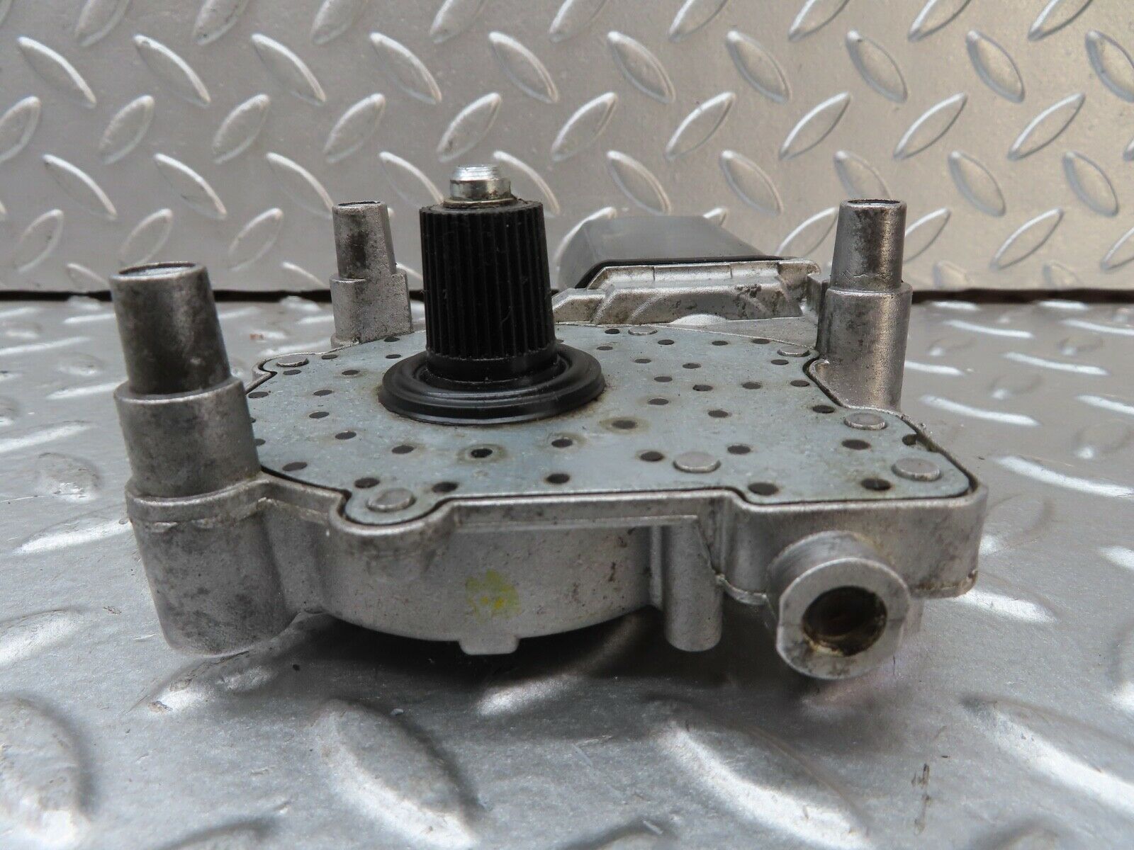 19519 Mercedes-Benz C140 CL420 Coupe Rear R Window Regulator Motor 0130821514