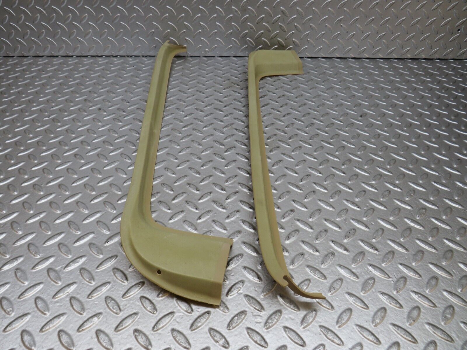 27569 Mercedes-Benz S124 300TE Inner Tailgate Cover Trim Pair Beige 1247450171