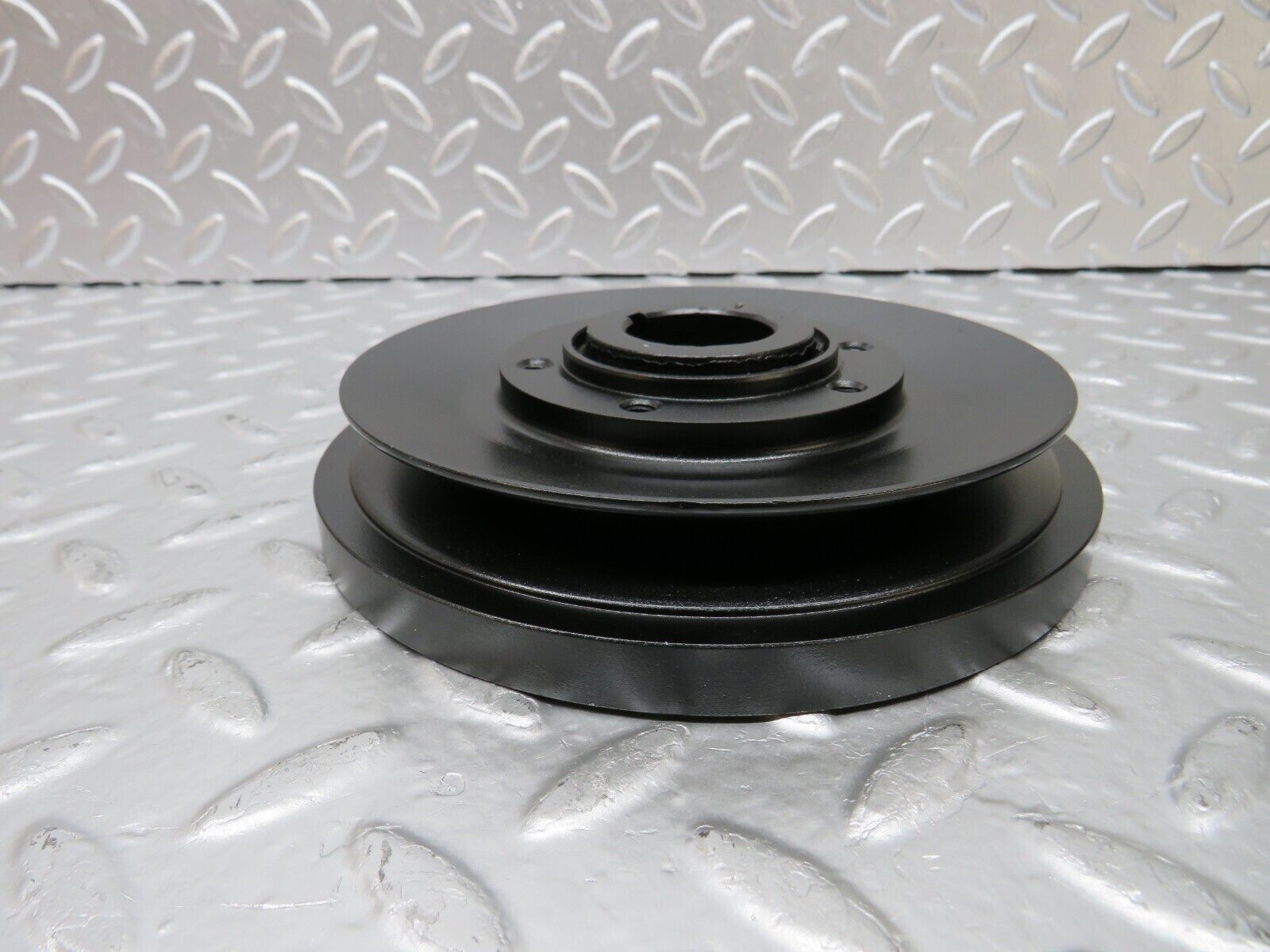 25501 Mercedes-Benz W123 200 Crankshaft Vibration Damper Pulley 1020300403