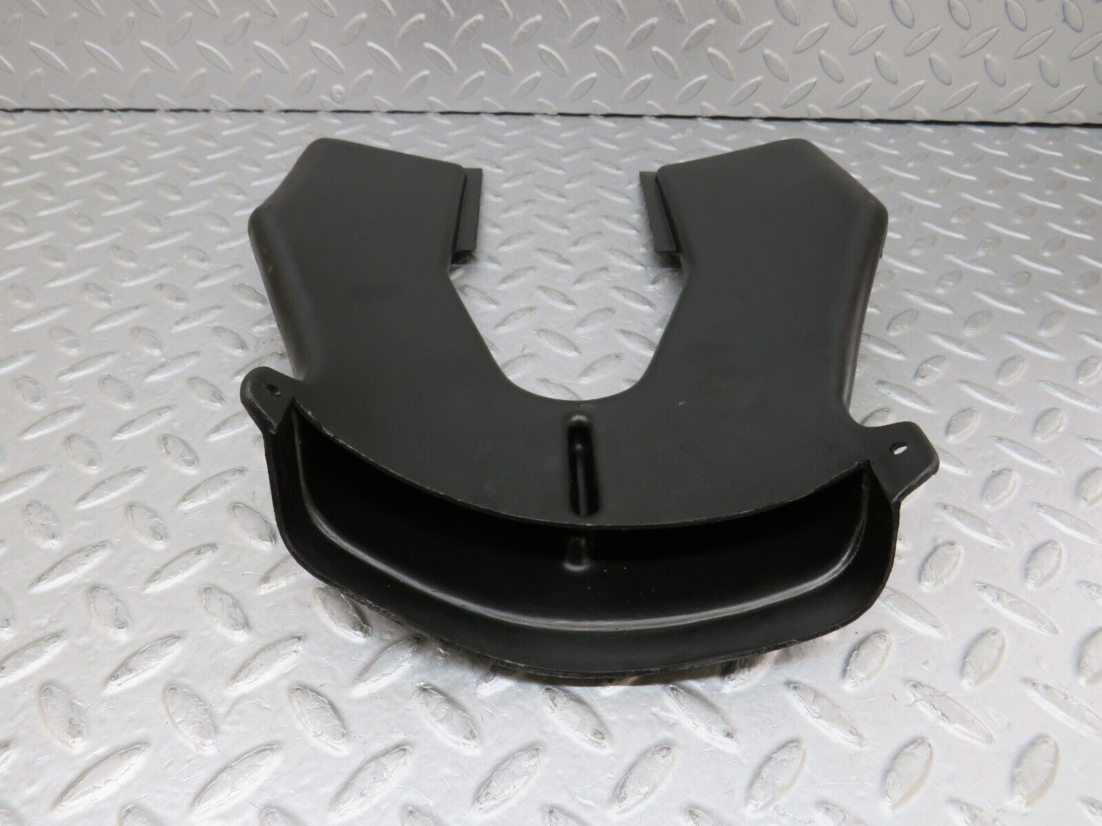 35833 Mercedes-Benz W108 Floor Air Vent Duct