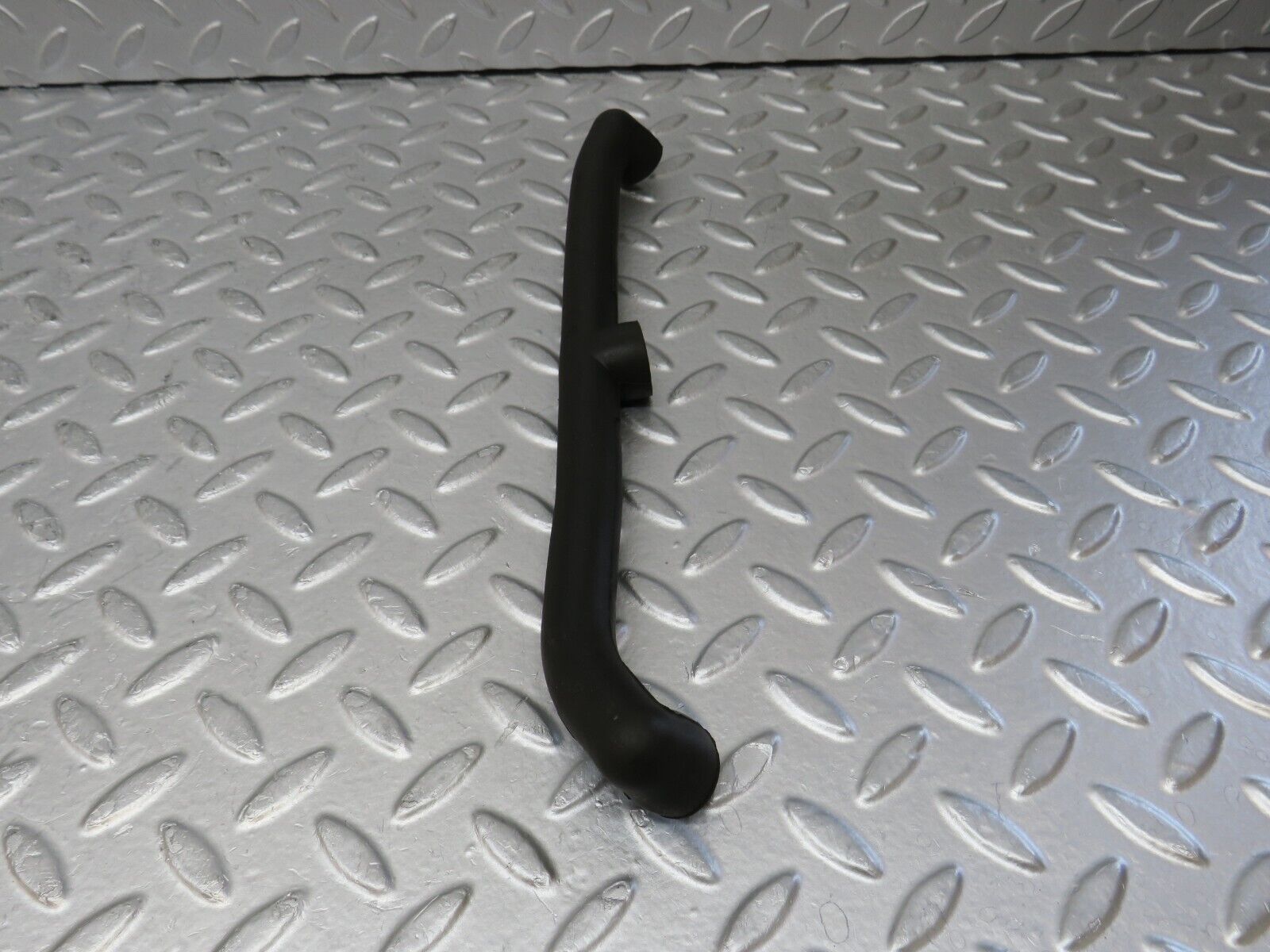 35068 Mercedes-Benz W210 320E EGR Air Pump Pipe Hose 1122380082