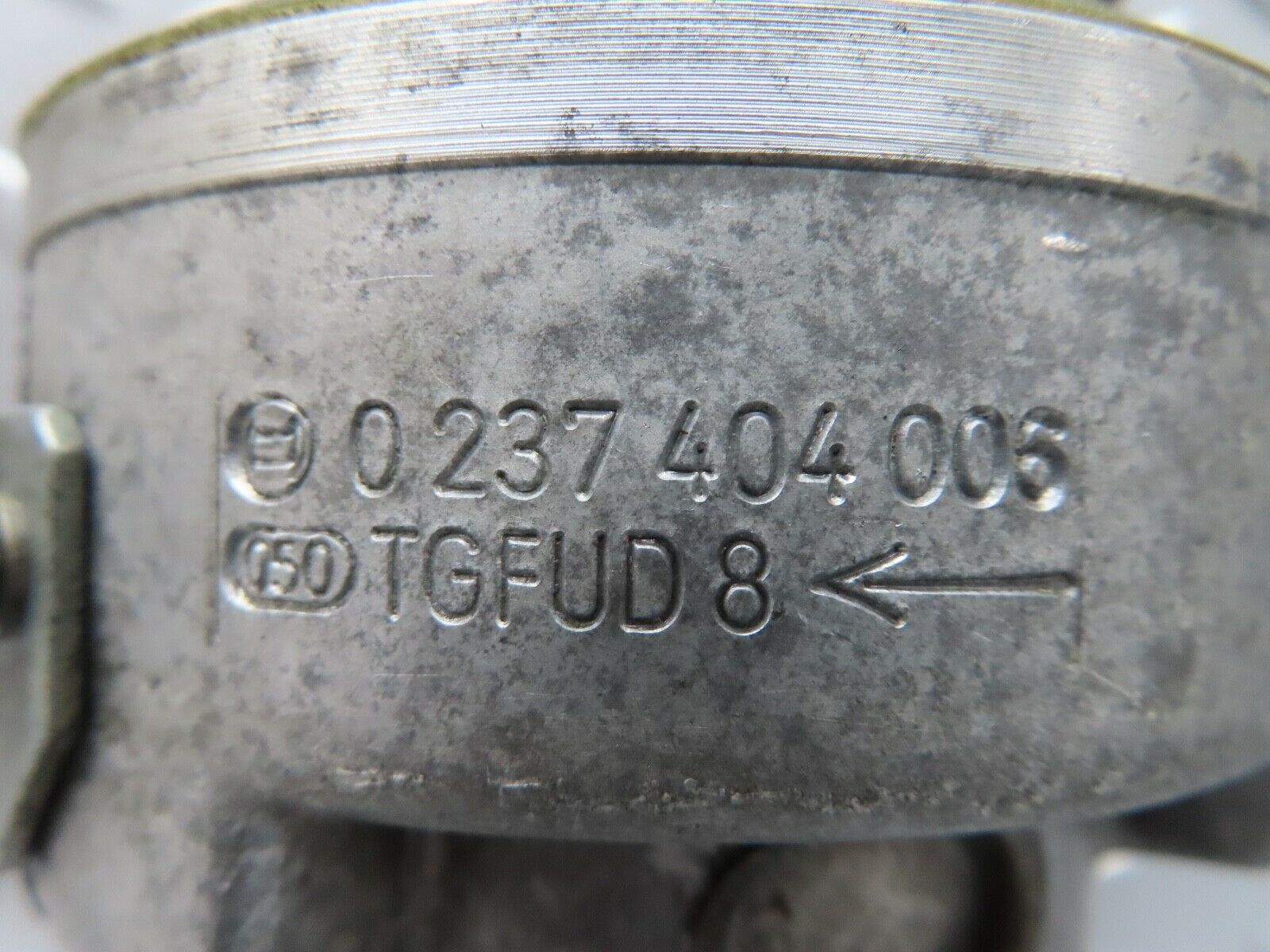 17750 Mercedes-Benz W116 450SEL Ignition Distributor 0237404006