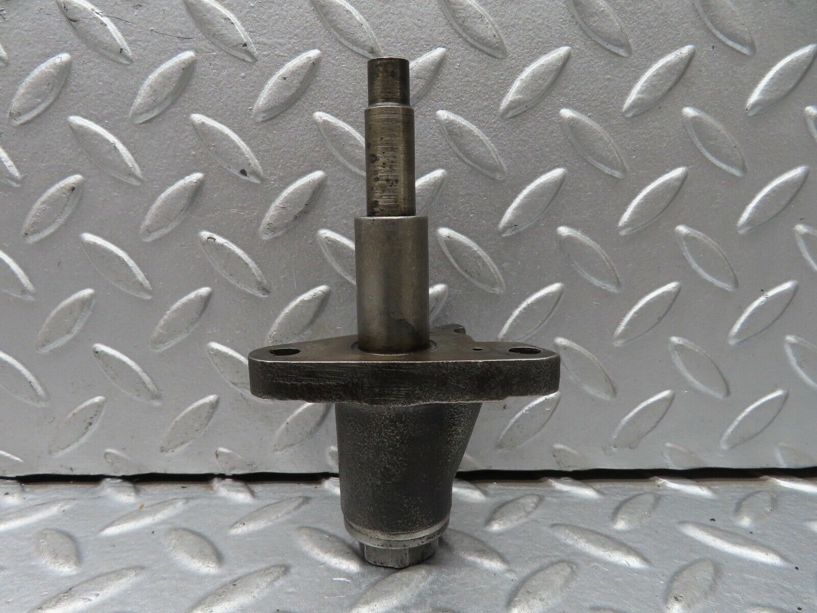 19104 Mercedes-Benz W123 300D Timing Chain Tensioner