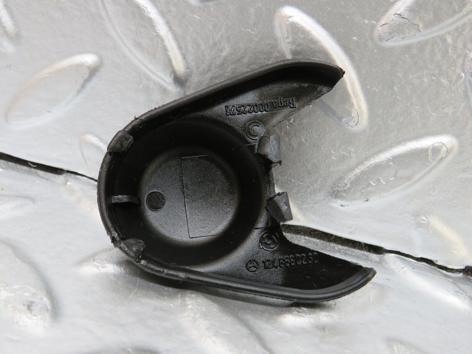 25291 Mercedes-Benz W201 190D Seat Belt Cover Pair 1248680230