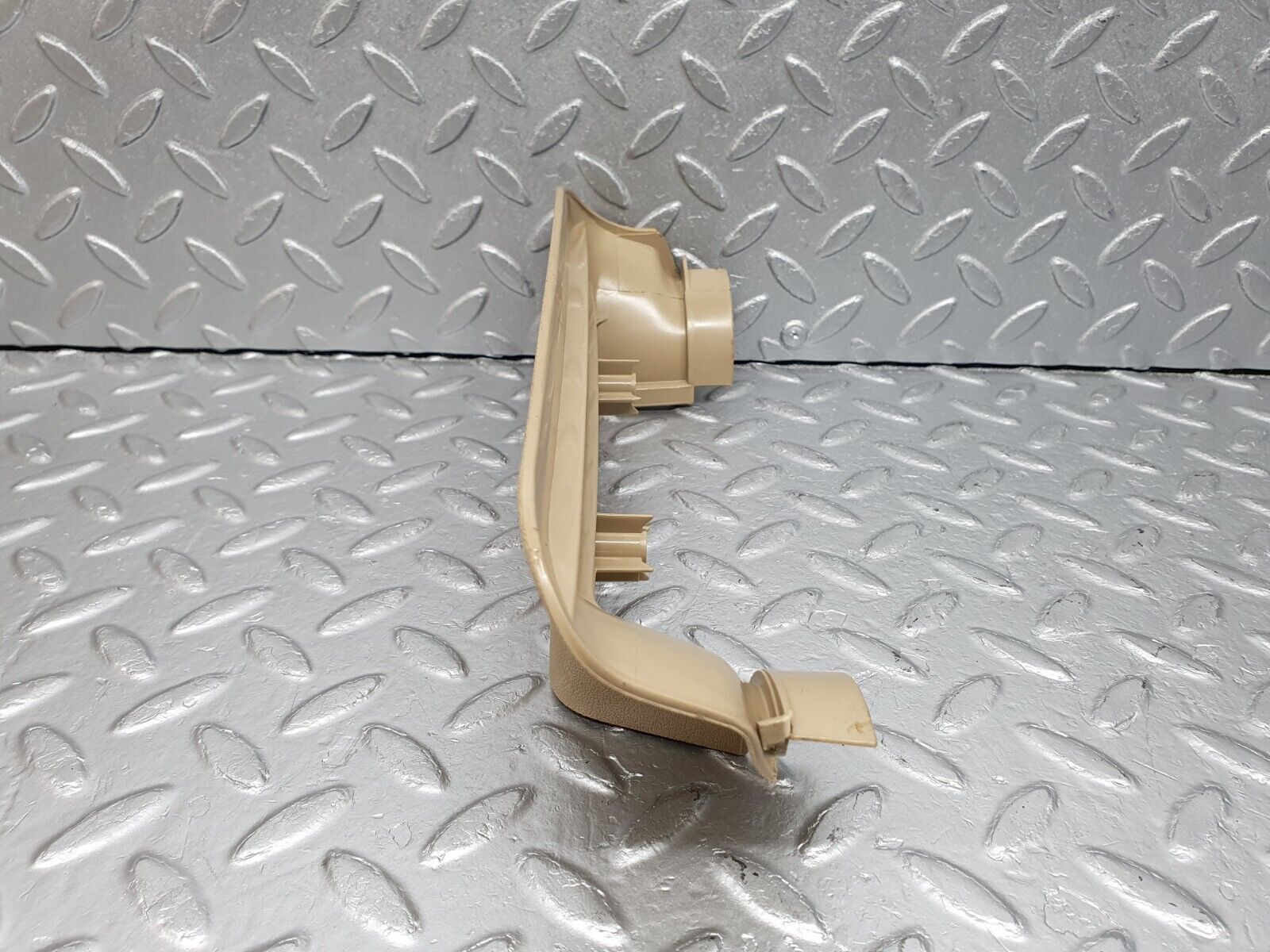 40894 Mercedes-Benz W126 300SE B Pillar Bottom Cover Left Beige 1266920122