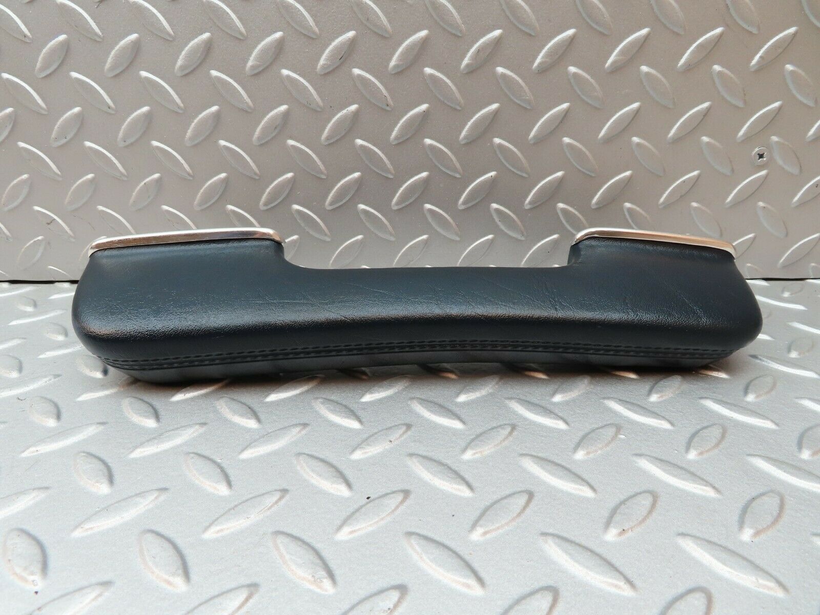 4282 Mercedes-Benz W123 230E Interior Door Handle Rear Left Blue 1239701901