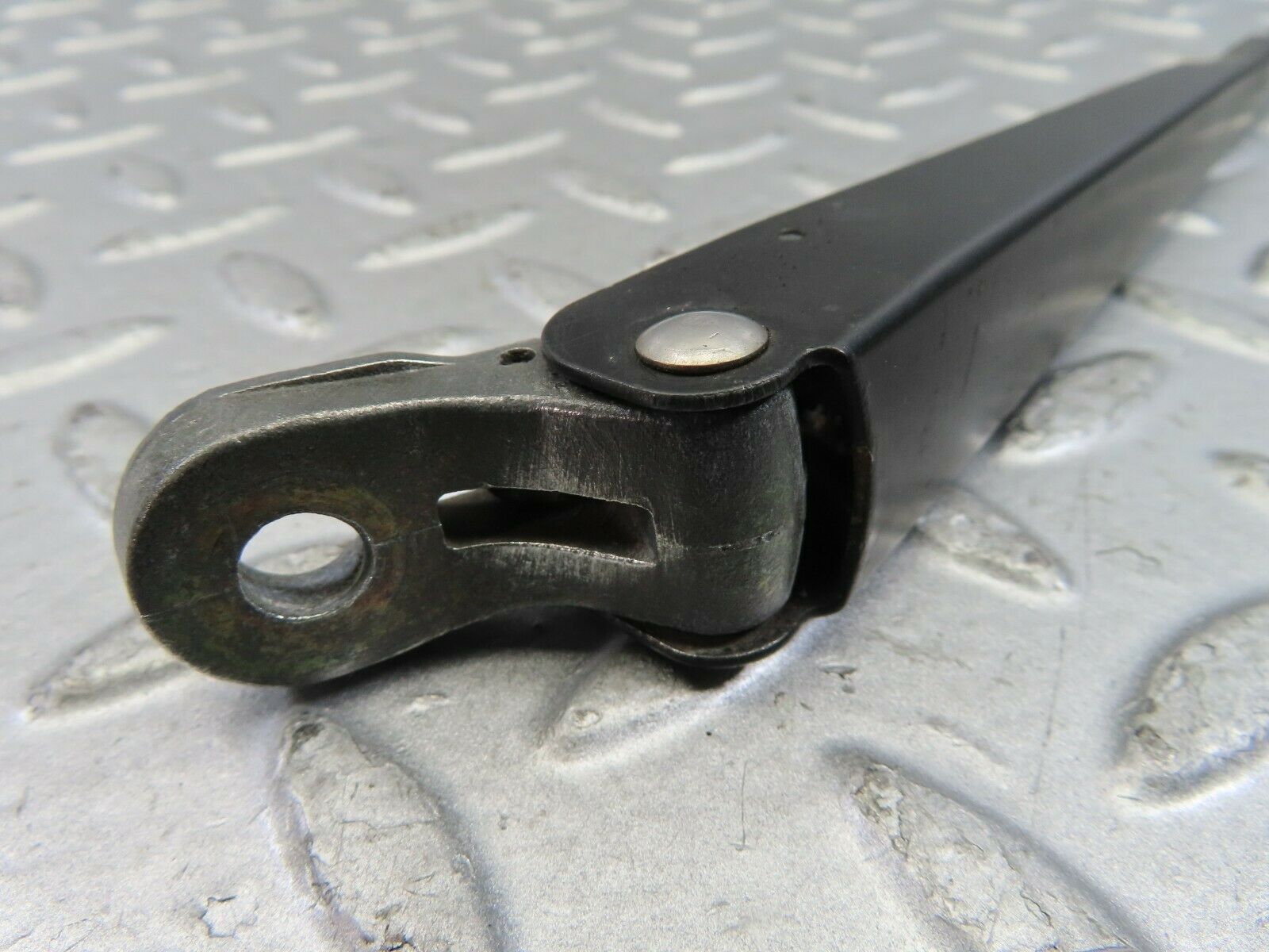 9640 Mercedes-Benz C123 280CE Coupe Wiper Arm Bosch Right 3399990553