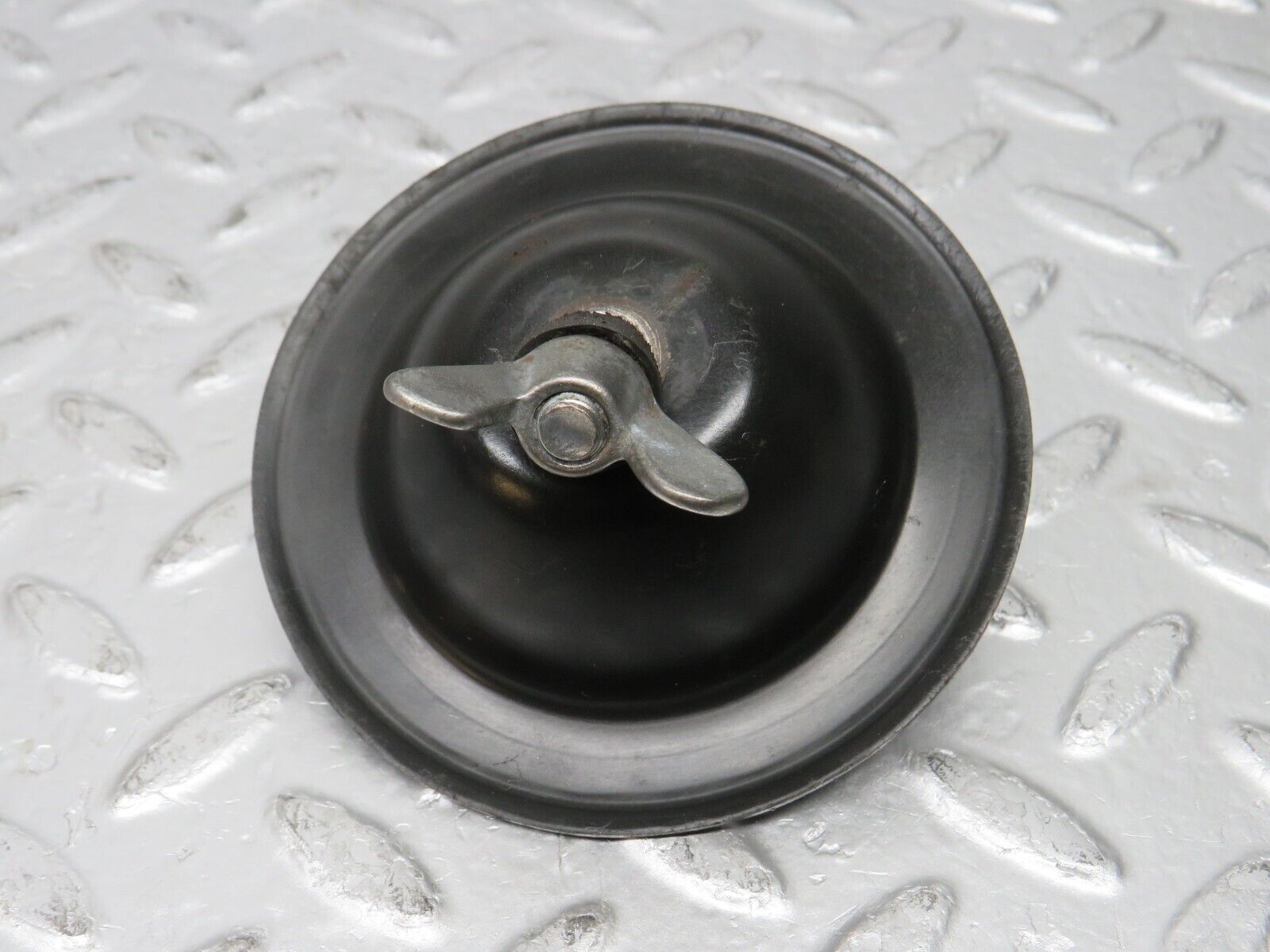 31097 Mercedes-Benz W123 200D Spare Wheel Holder