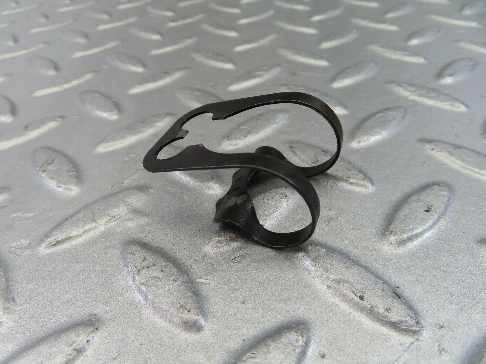 9866 Mercedes-Benz C123 280CE Coupe Valve Rocker Arm With Retaining Spring