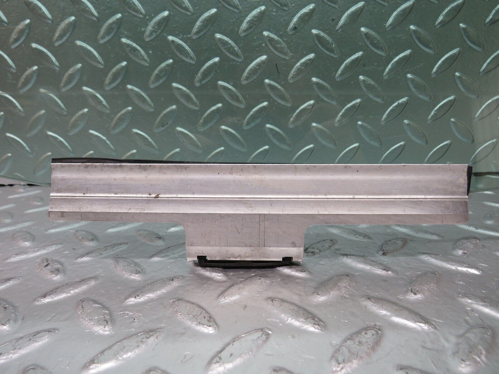 25644 Mercedes-Benz W124 280E Rear Right Door Window Glass