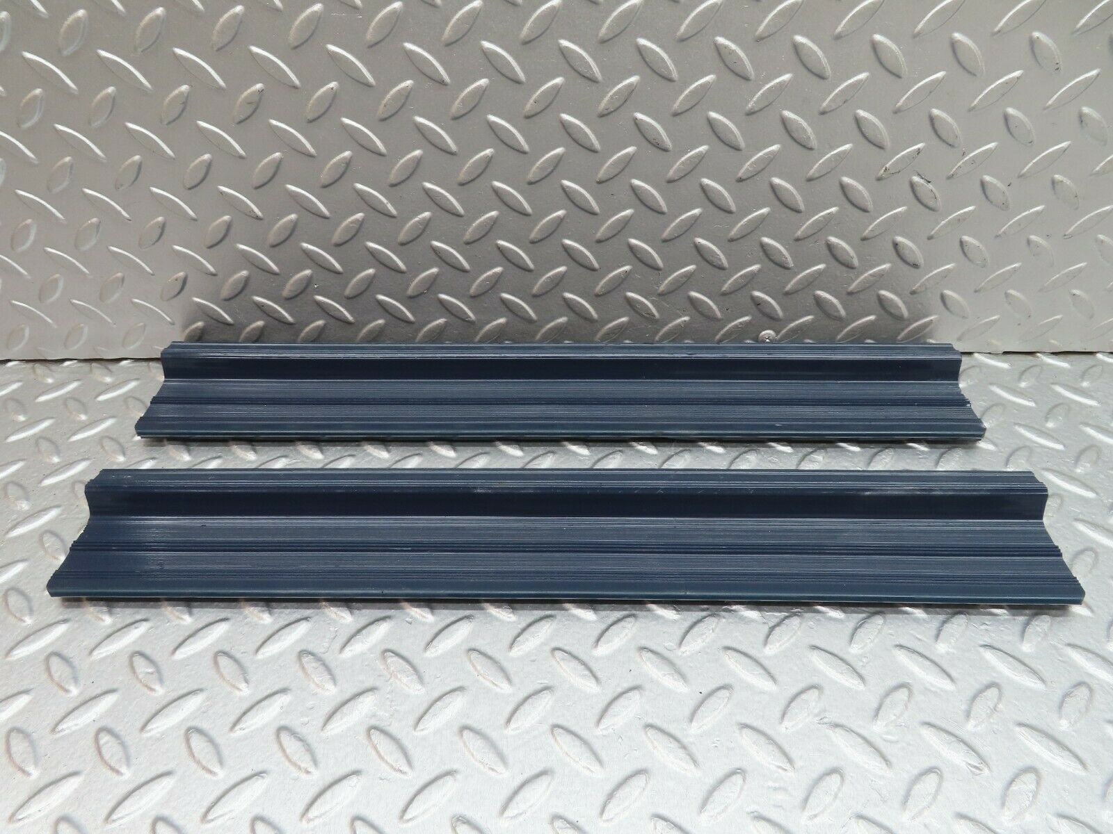 18000 Mercedes-Benz W123 200 Rear Door Sill Trim Pair