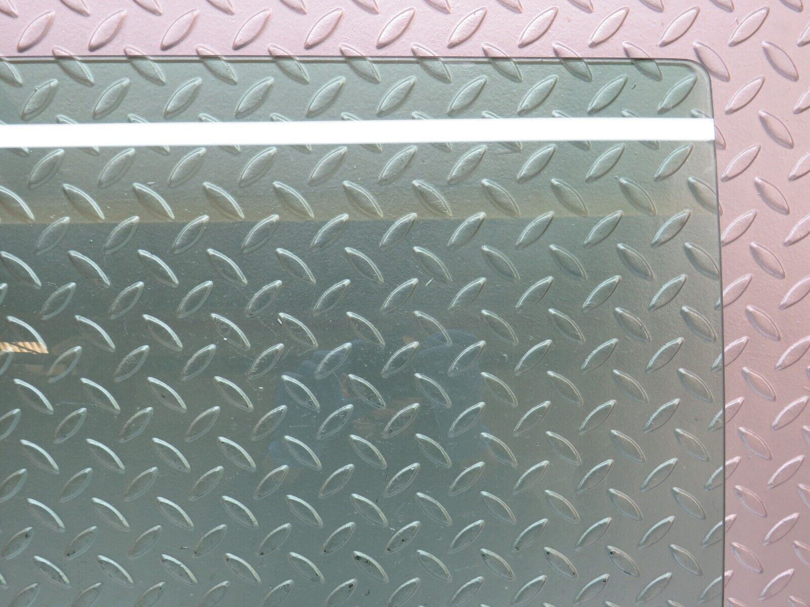 27636 Mercedes-Benz S124 300TE Wagon Rear Left Door Window Glass