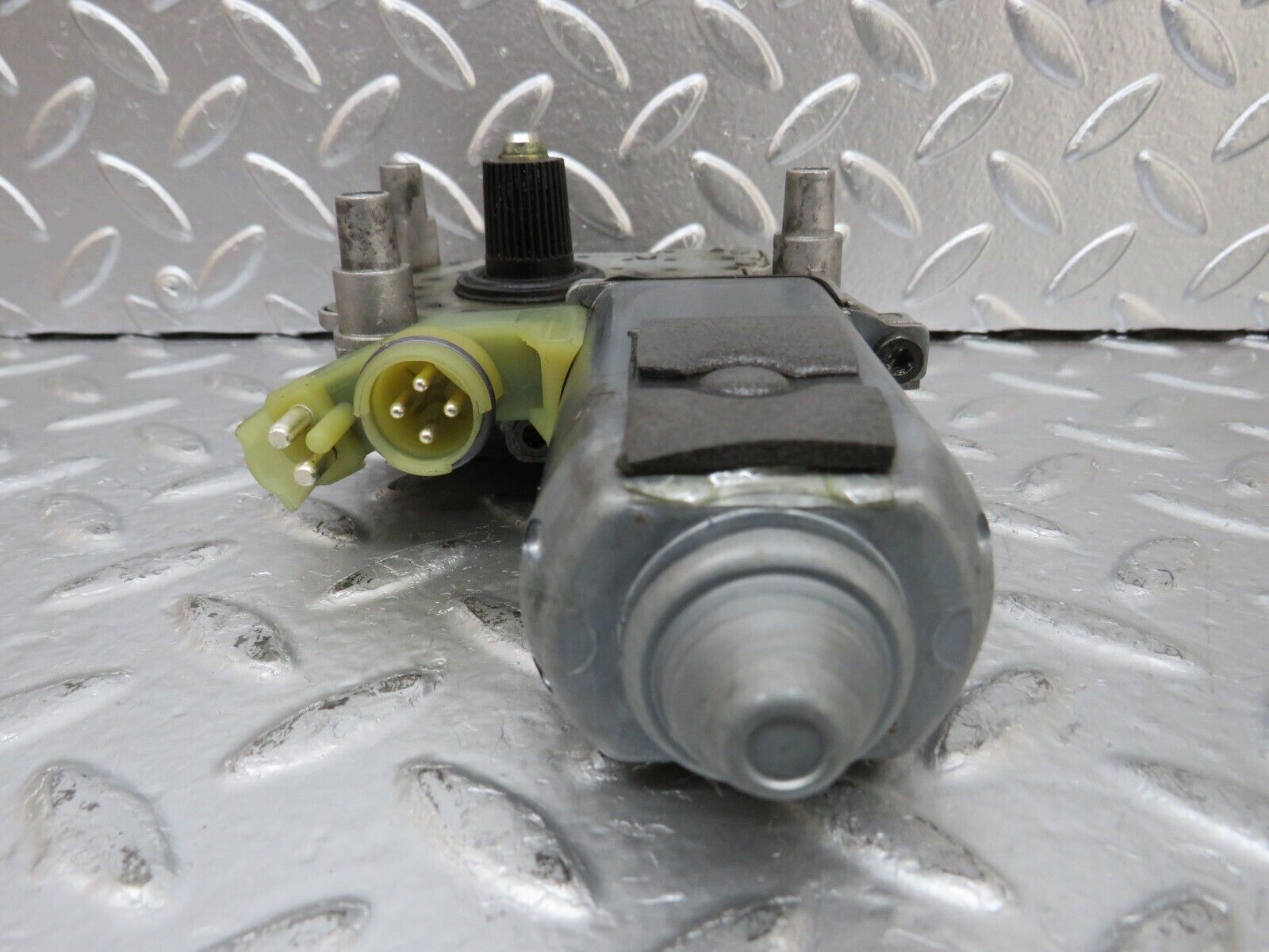 24713 Mercedes-Benz W140 S320 Window Regulator Motor Rear Left 1407300946