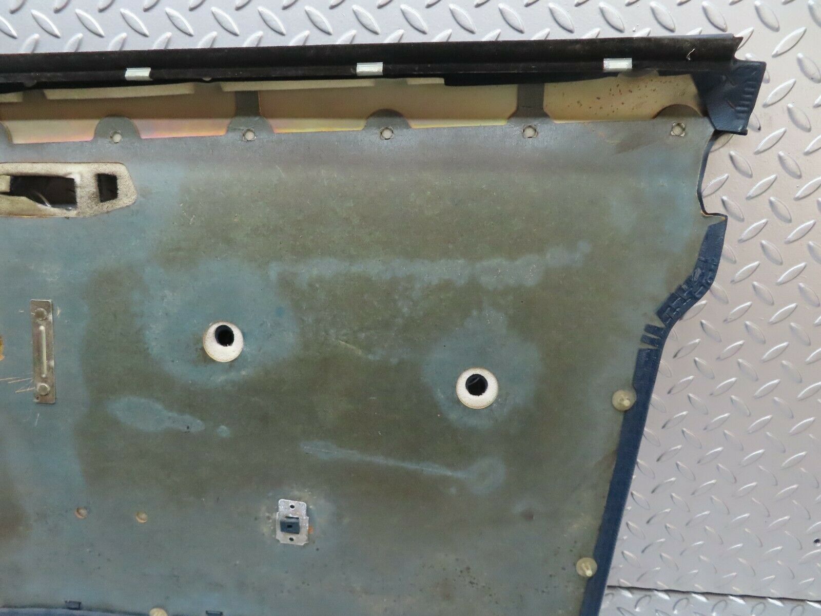 18022 Mercedes-Benz W123 200 Front Left Door Card Blue