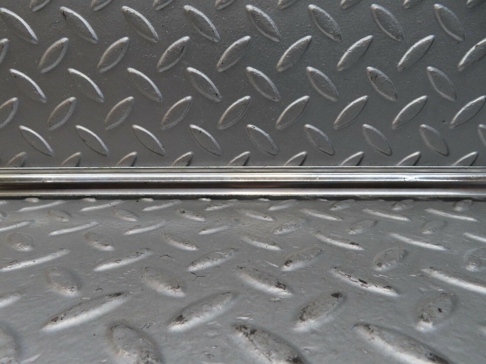 15444 Mercedes-Benz W123 230E Rear Right Door Chrome Moulding Trim