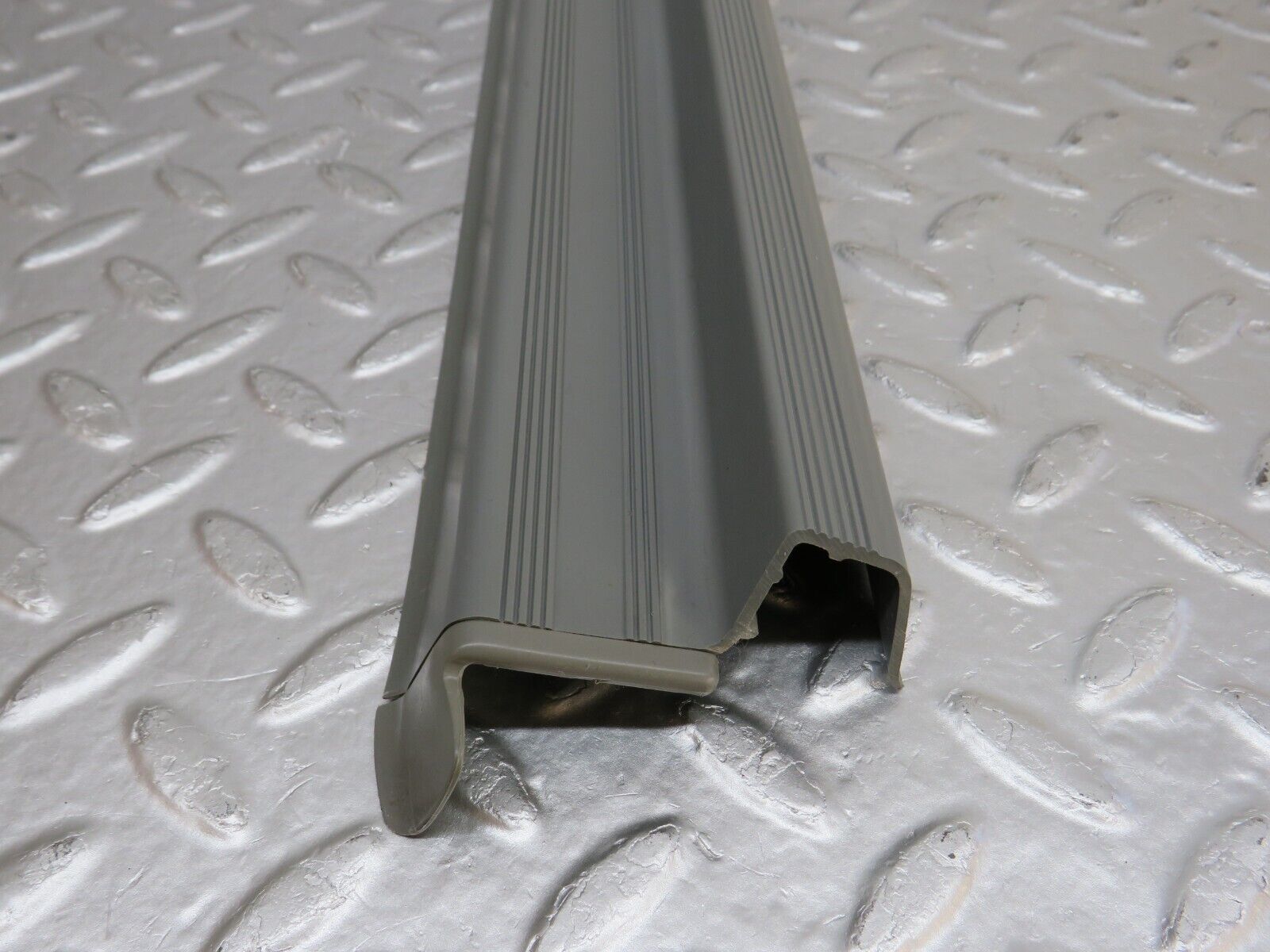 33588 Mercedes-Benz W201 190E 2.0L Rear Left Door Sill Trim Grey