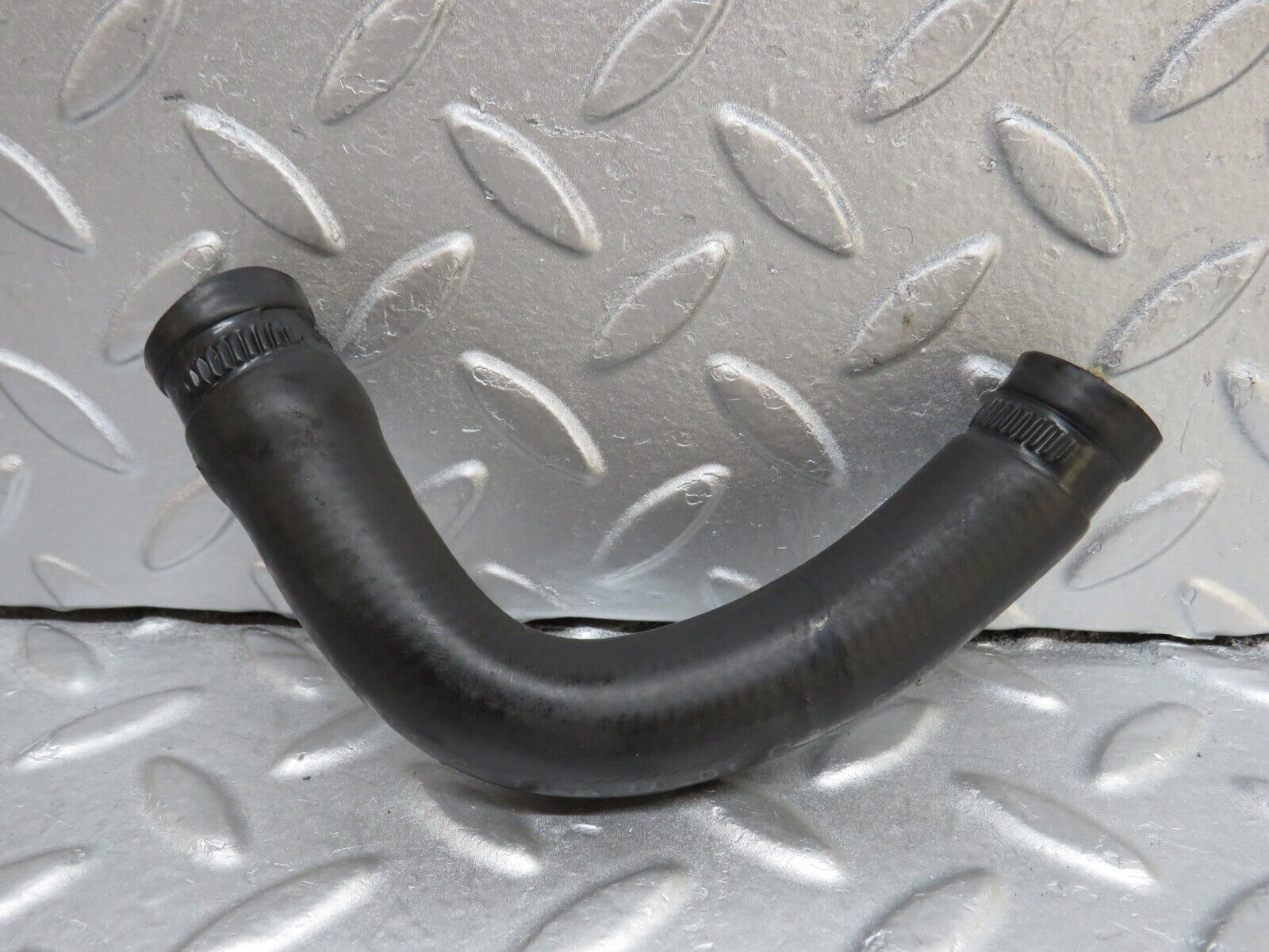 37024 Mercedes-Benz C126 420SEC Coupe Heater Hose Pipe 1268320394 1268321294