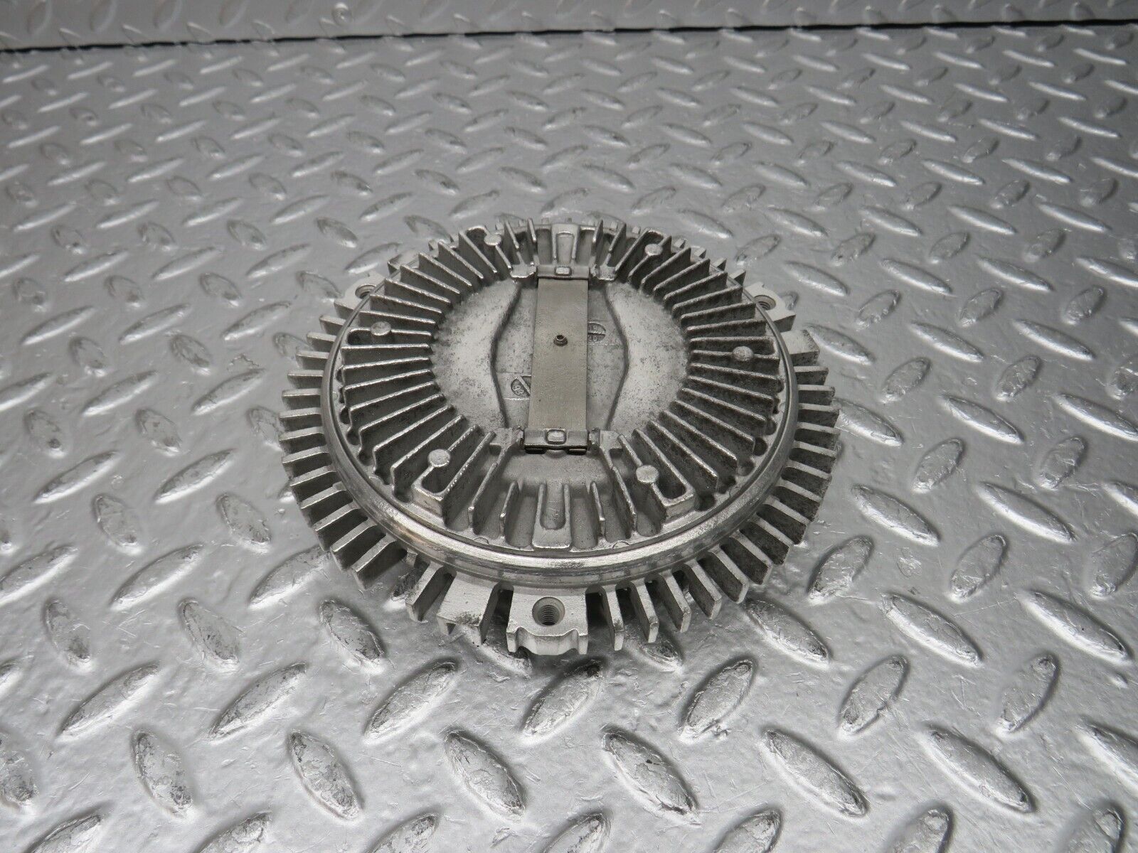 31468 Mercedes-Benz S124 220TE Wagon Engine Cooling Fan Clutch