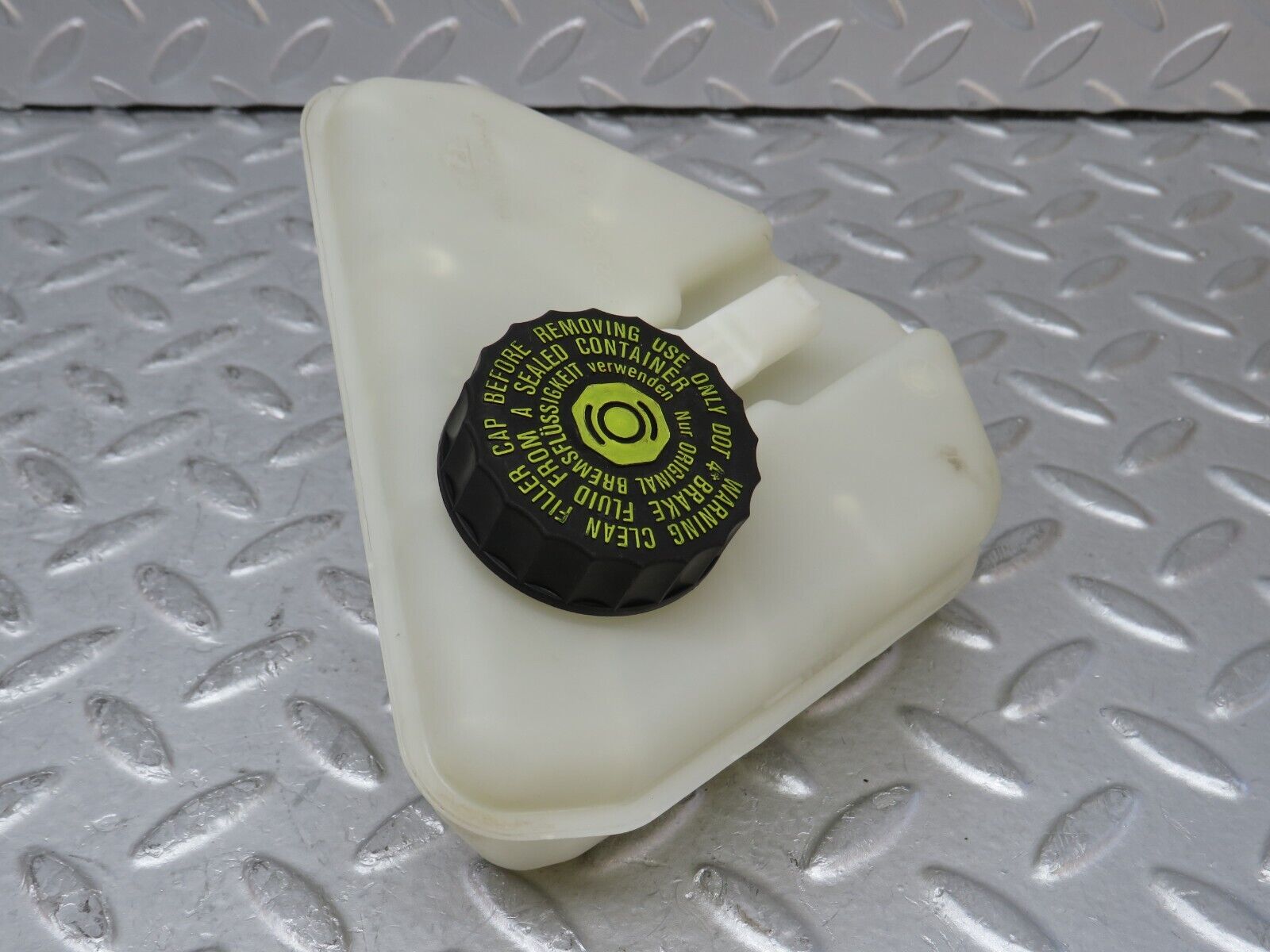 35189 Mercedes-Benz W221 Brake Fluid Reservoir Tank ATE 2214300002