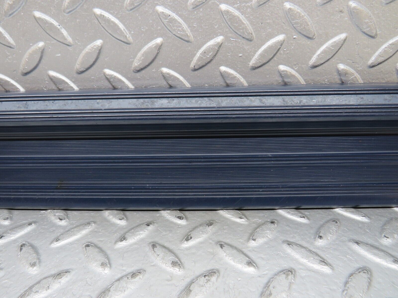 31958 Mercedes-Benz W123 230E Front Right Door Sill Trim Blue