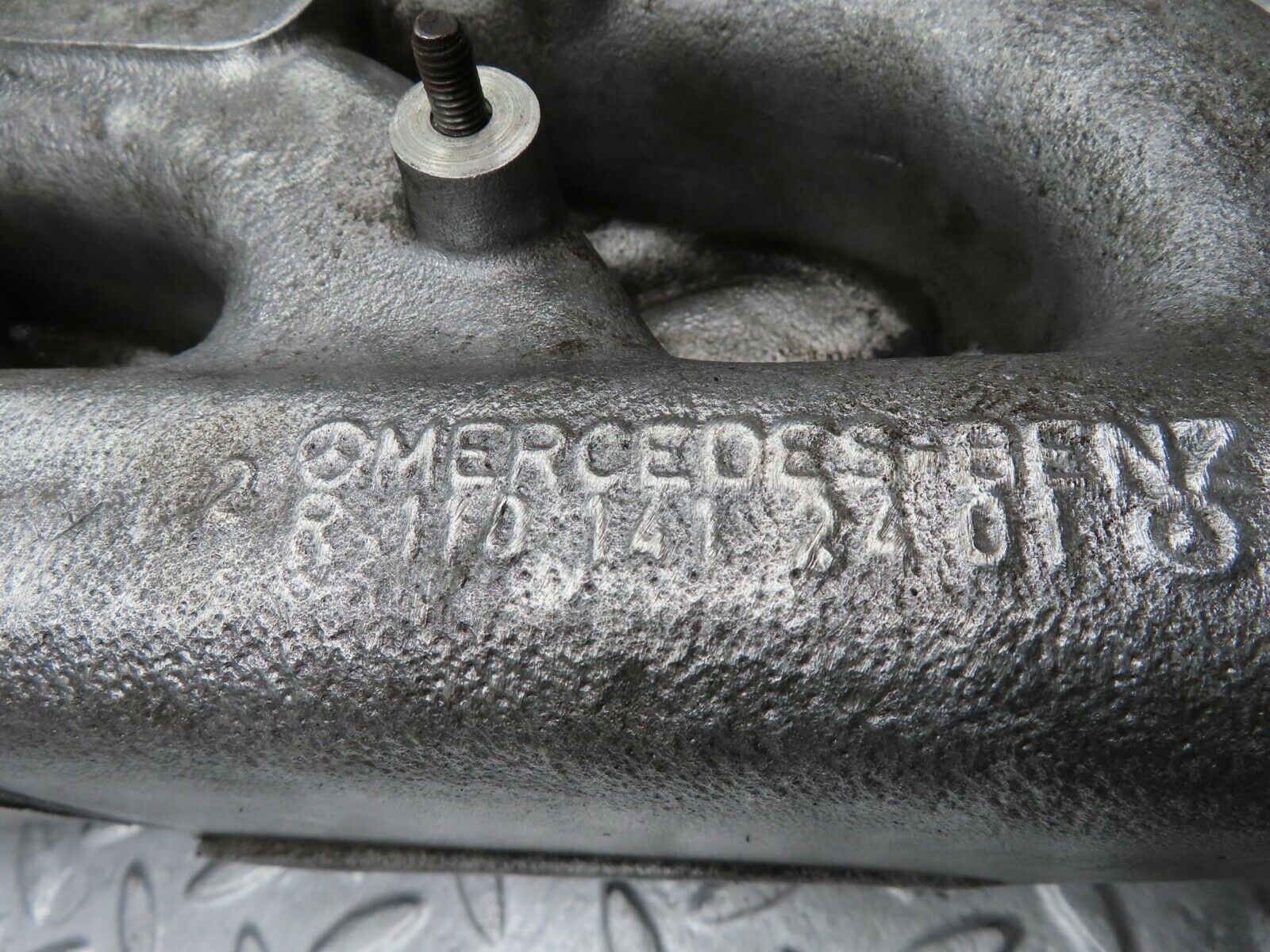 14080 Mercedes-Benz C107 280SLC Intake Manifold 1101412401