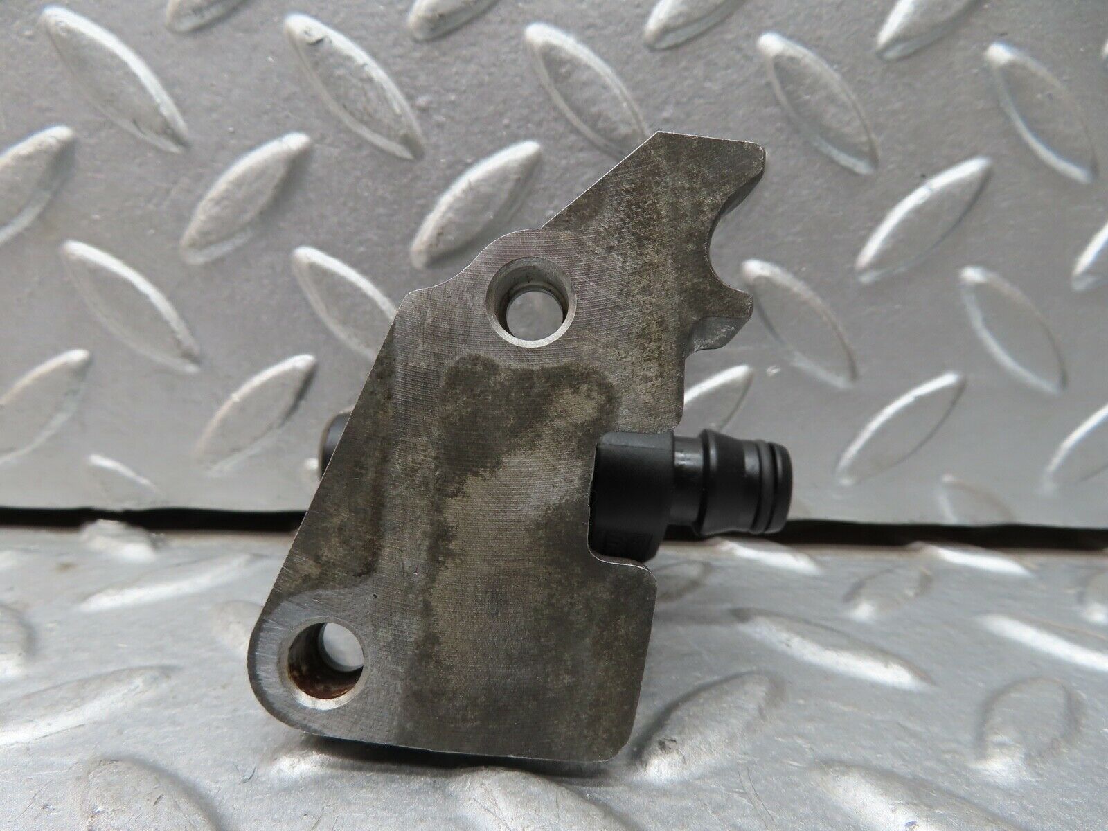 19553 Mercedes-Benz C140 CL420 Coupe Crankshaft Sensor With Holder 1161580640