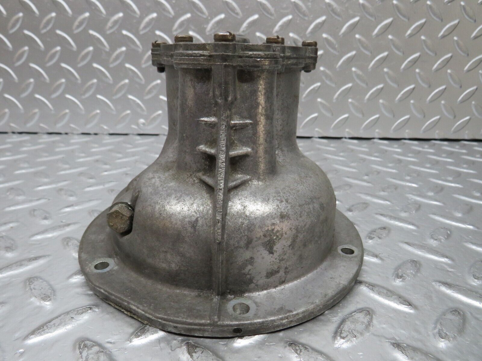 26941 Mercedes-Benz W123 240D Vacuum Pump Pierburg 7.2054700 / 0003013653328