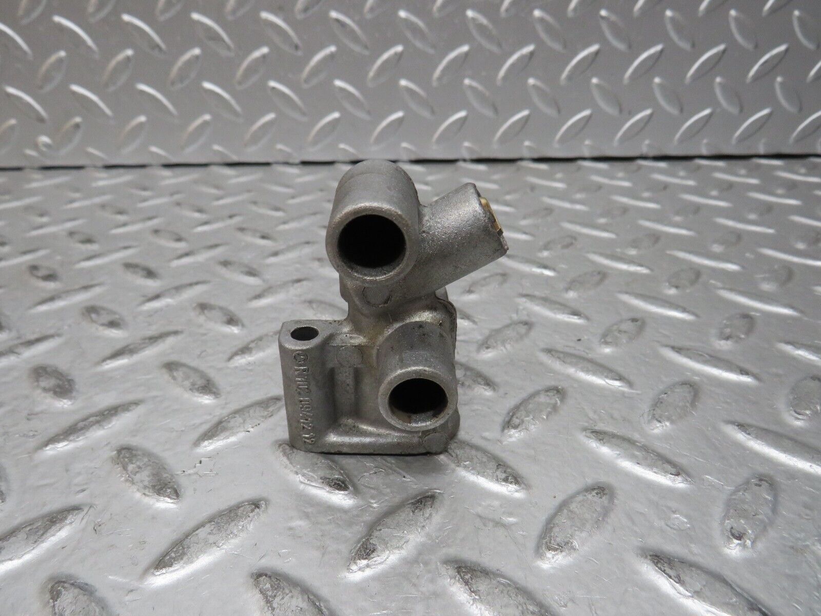 28820 Mercedes-Benz W123 230E Idle Control Valve 1020941212