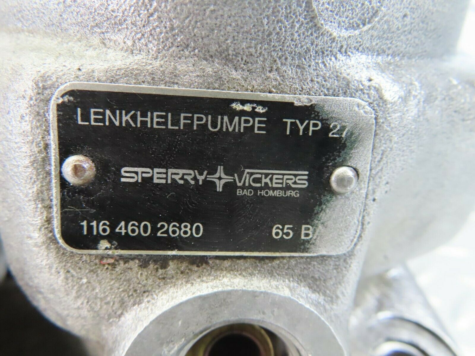 9813 Mercedes-Benz C123 280CE Coupe Power Steering Pump 1164602680