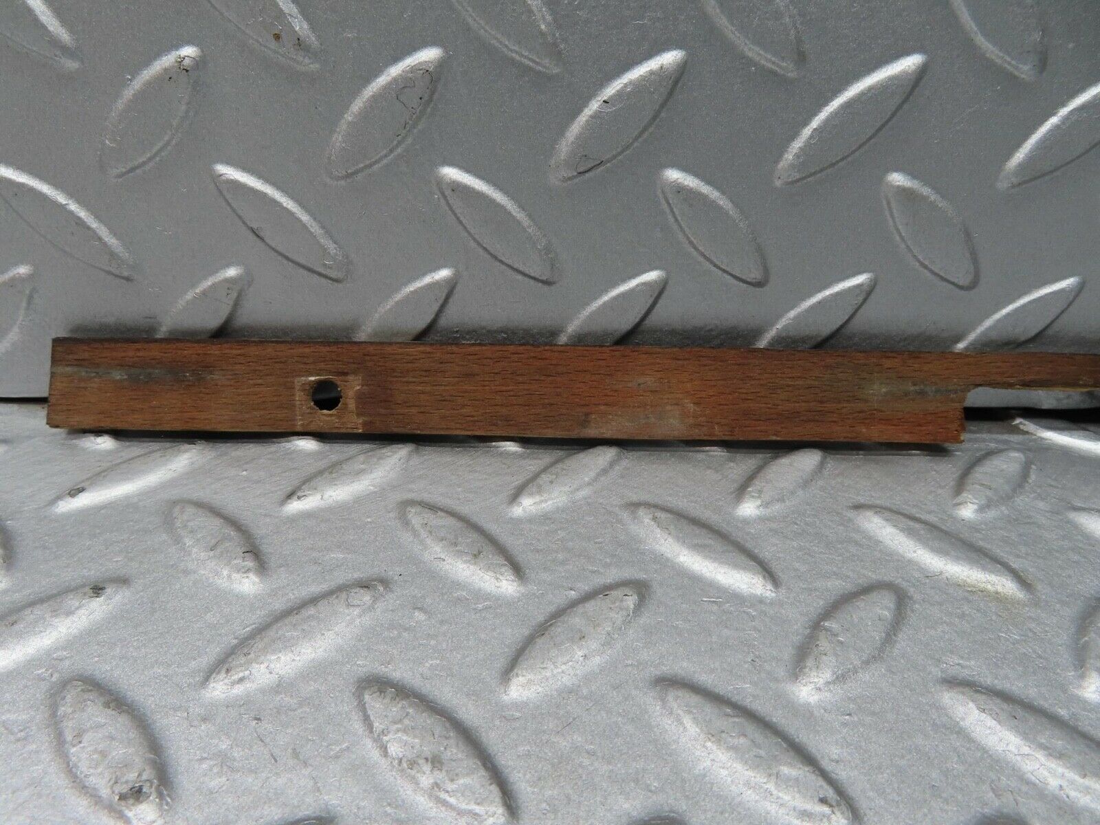 12579 Mercedes-Benz W108 280SE 3.5 Dashboard Wood Trim