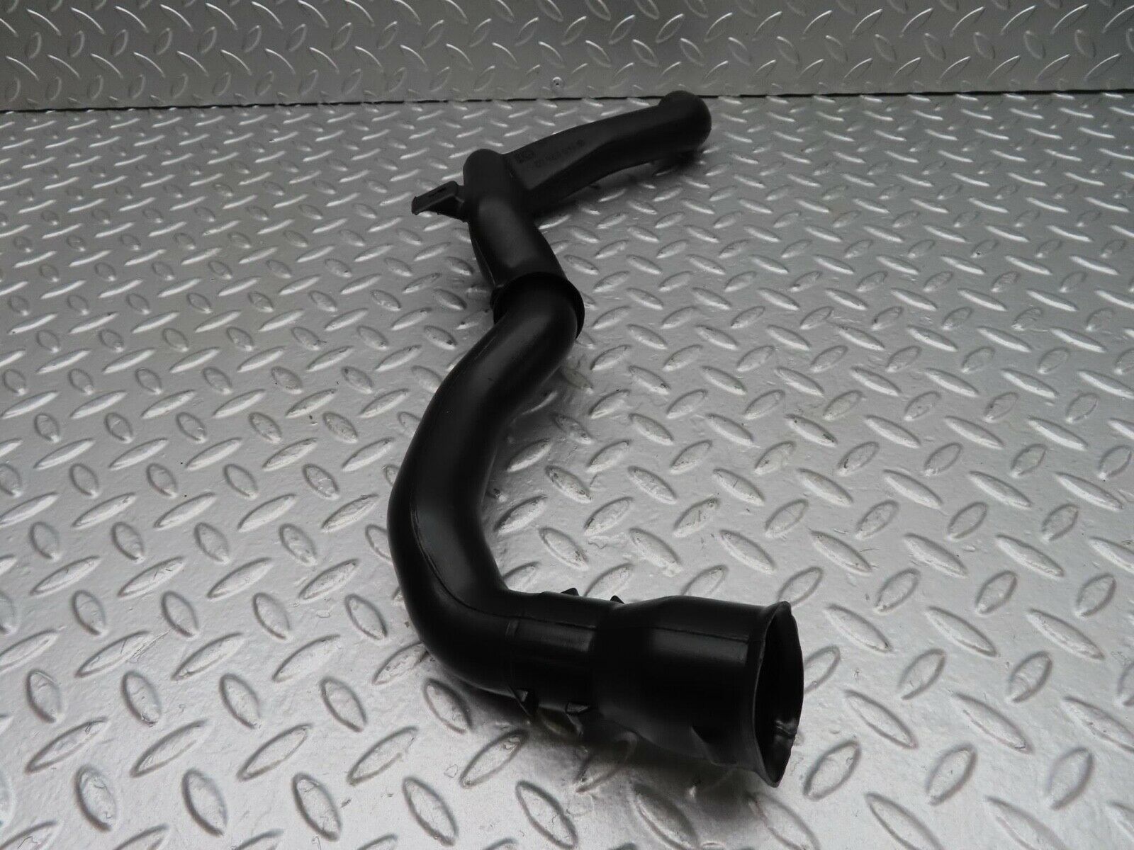 14905 Mercedes-Benz W140 S320 Engine Bay Water Drain Right Side 1406280478