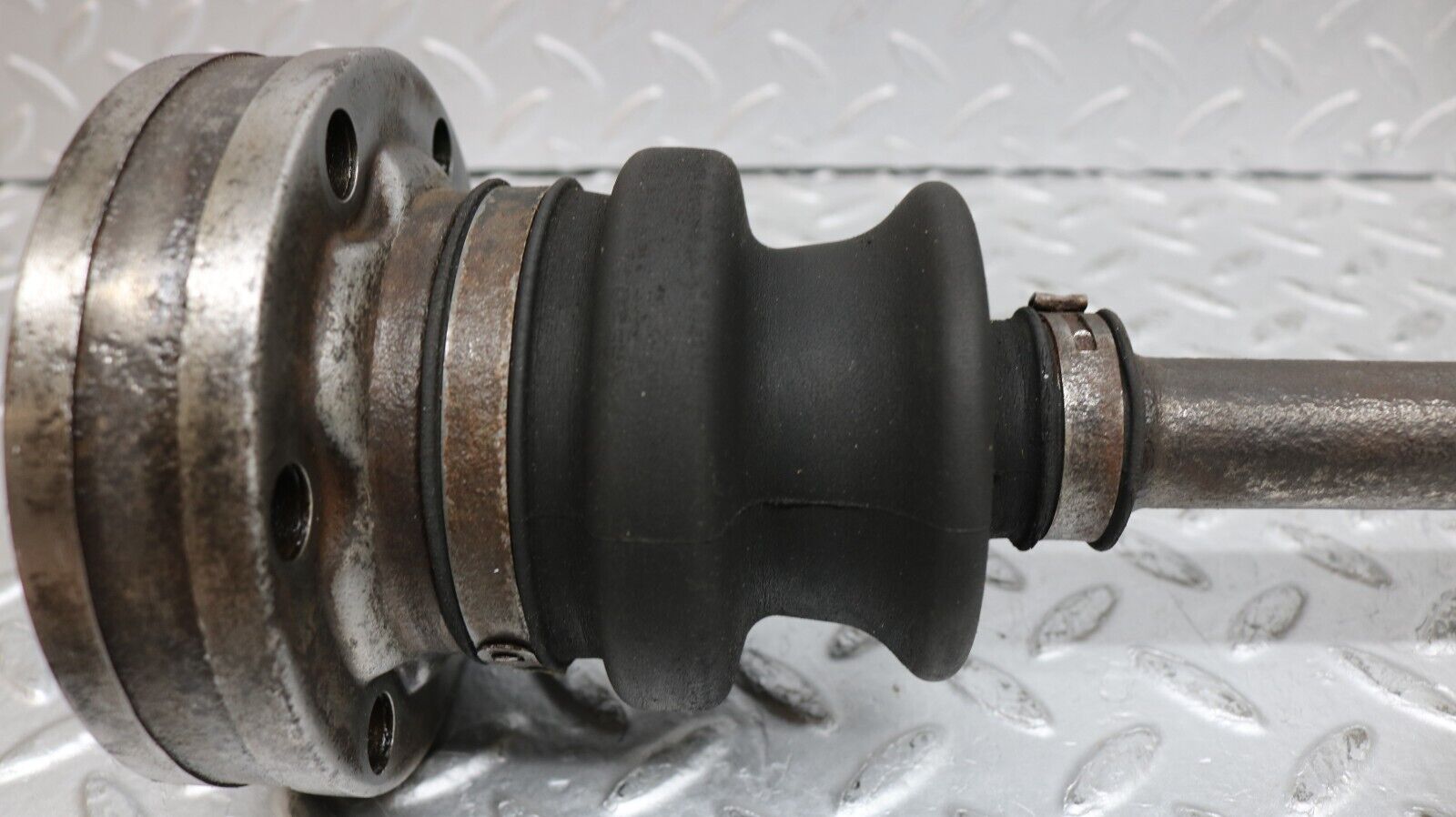 37176 Mercedes-Benz C126 420SEC Coupe Axle Shaft Drive Shaft