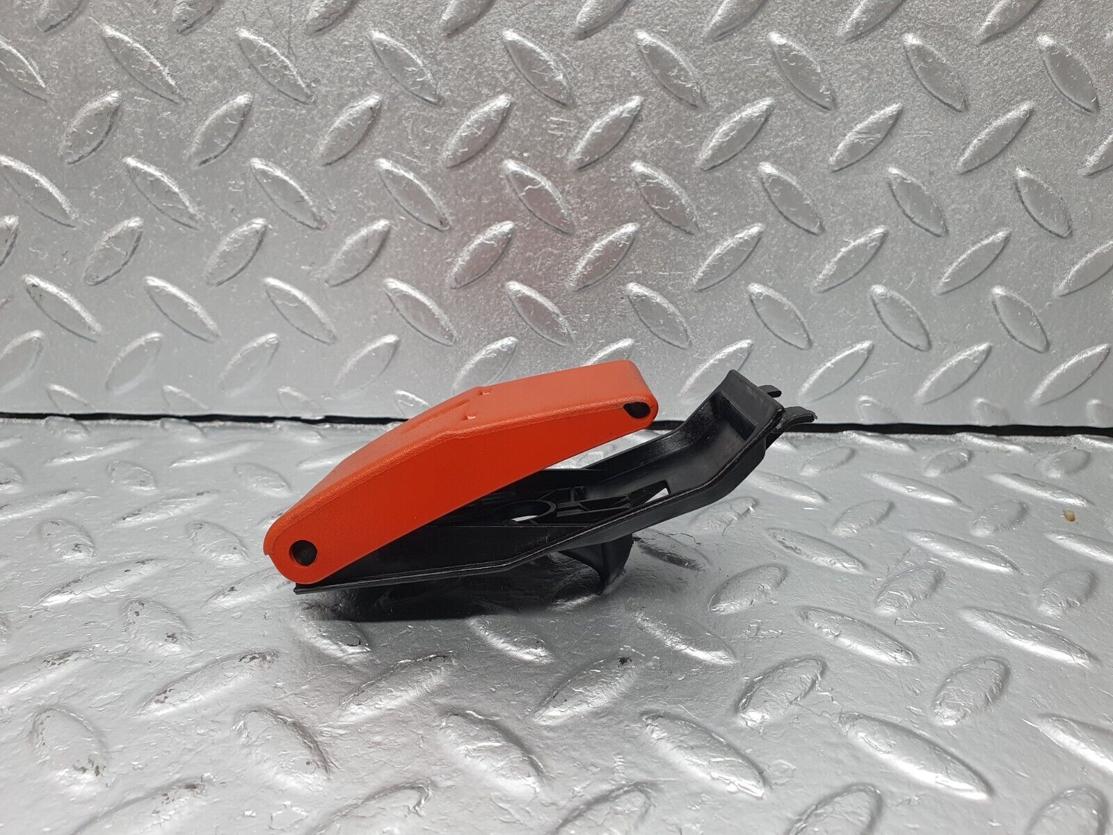 41256 Mercedes-Benz W126 300SE Hood Opener Bonnet Opener Release