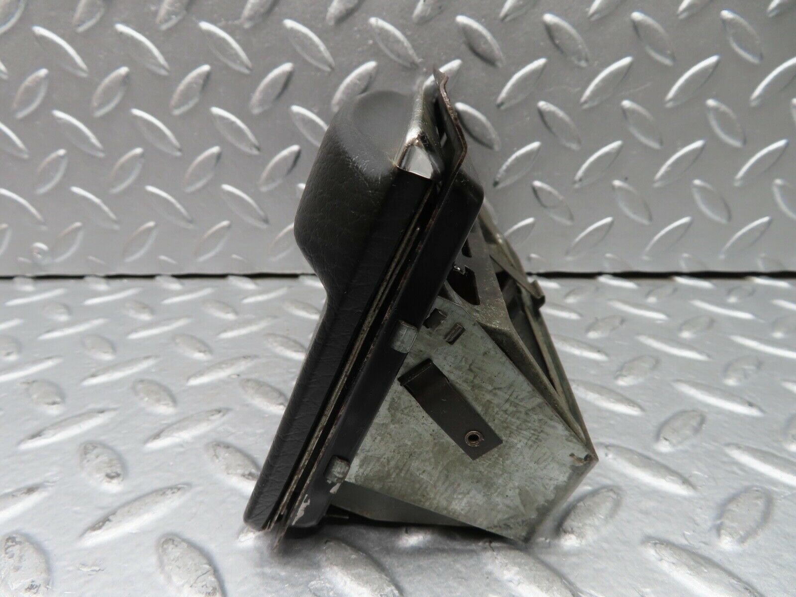 20907 Mercedes-Benz W114 250CE Coupe Centre Console Ashtray Black