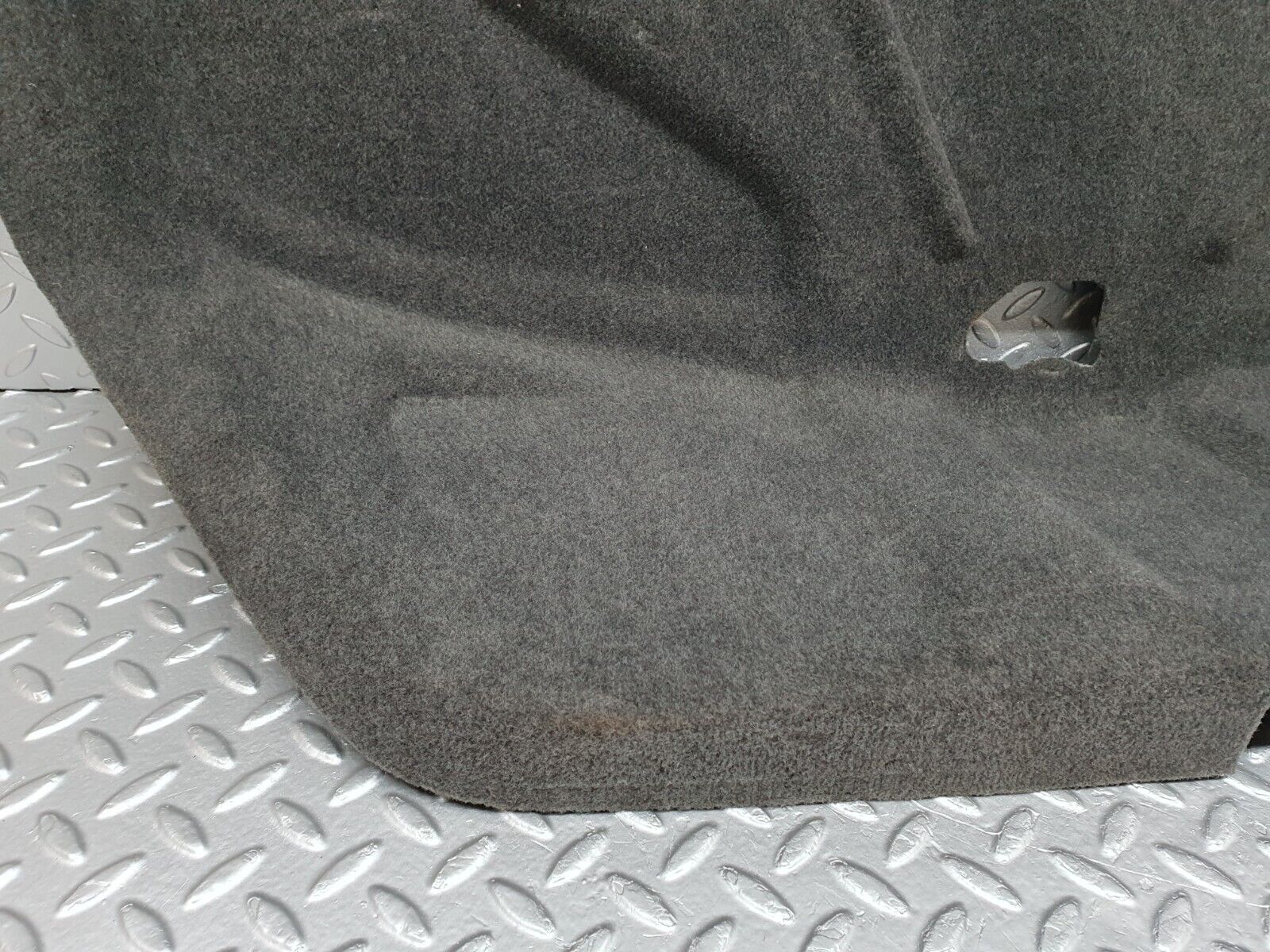 41566 Mercedes-Benz W124 200E Boot Lid Inner Cover