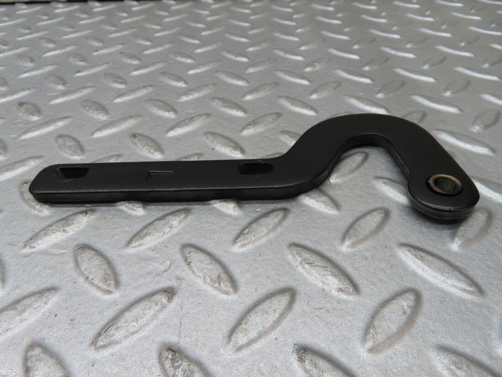 17601 Mercedes-Benz W116 450SEL Bonnet Hinge Support Left Side