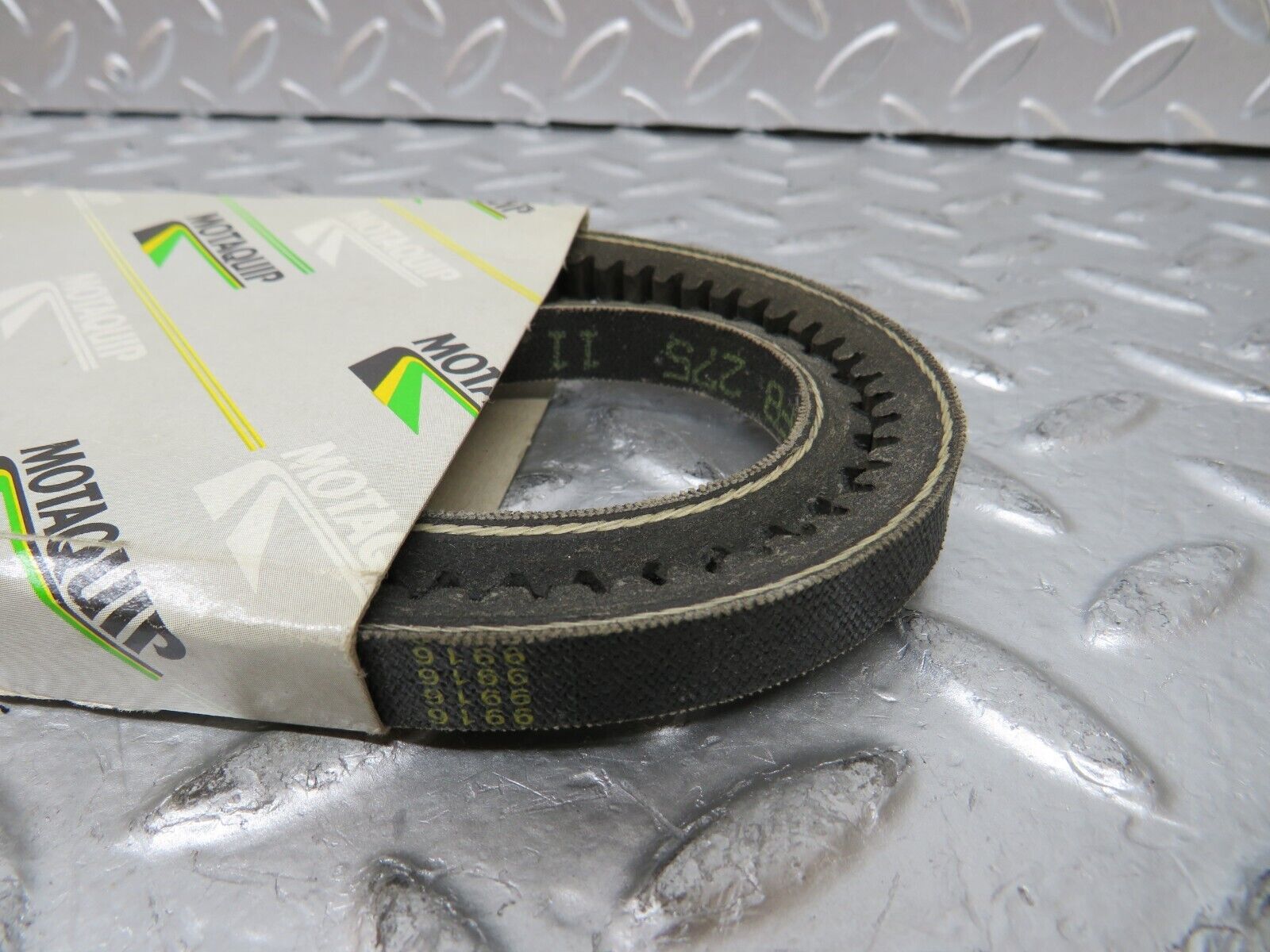 27070 Mercedes-Benz W123 280E Air Conditioning V Belt New VFB275